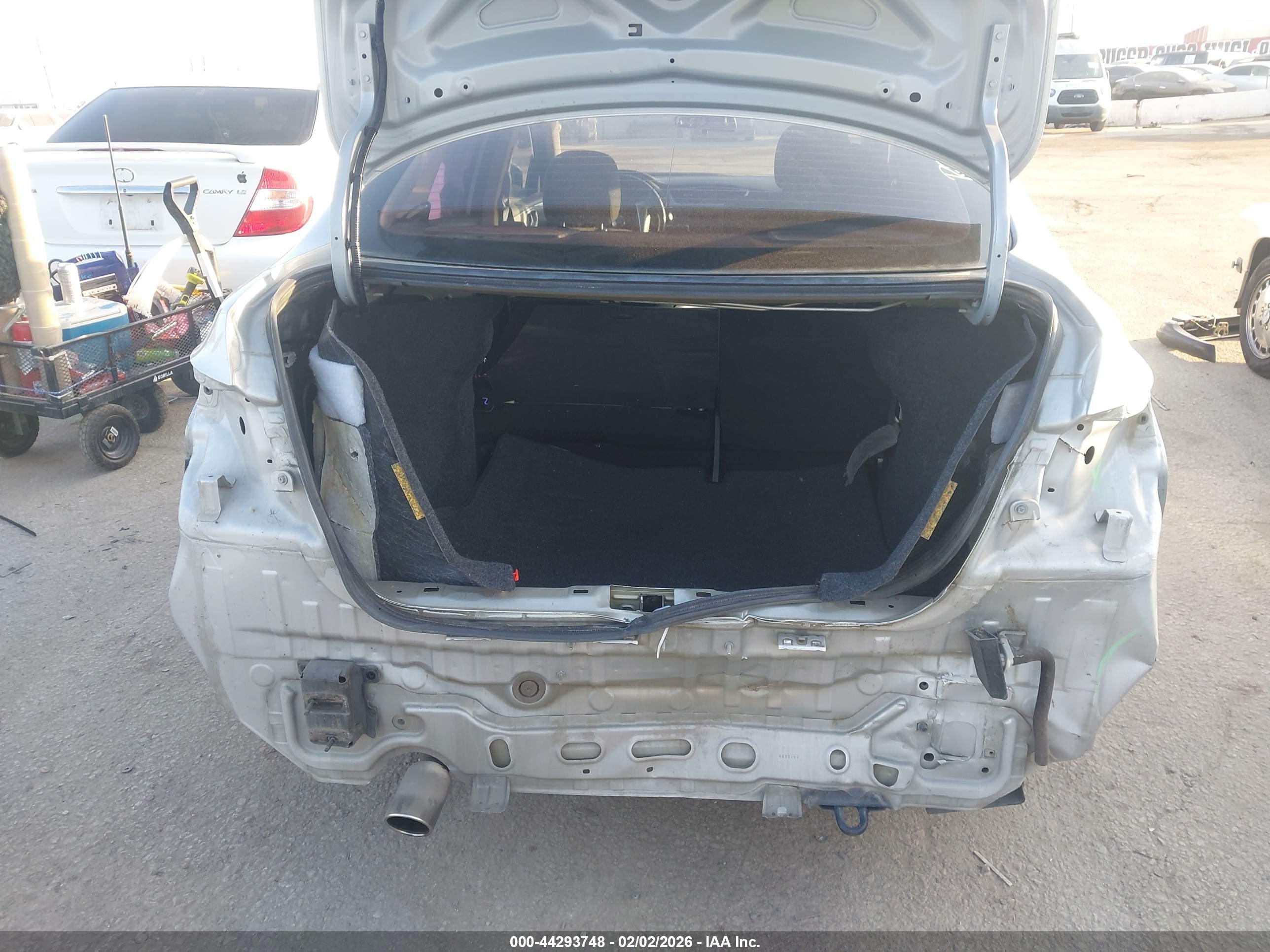 NISSAN SENTRA image 6