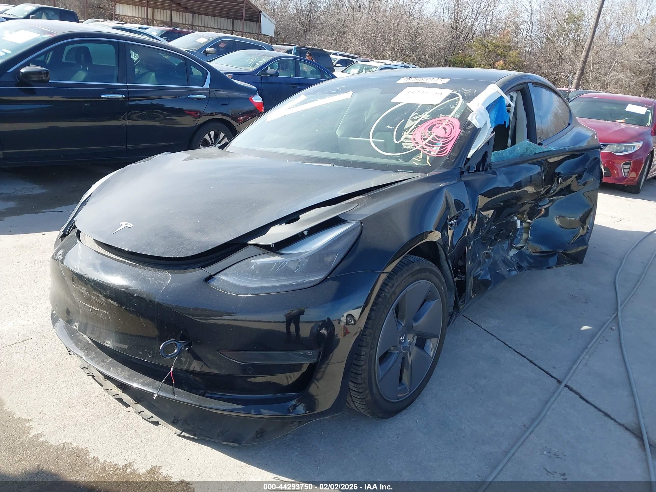 TESLA MODEL image 2