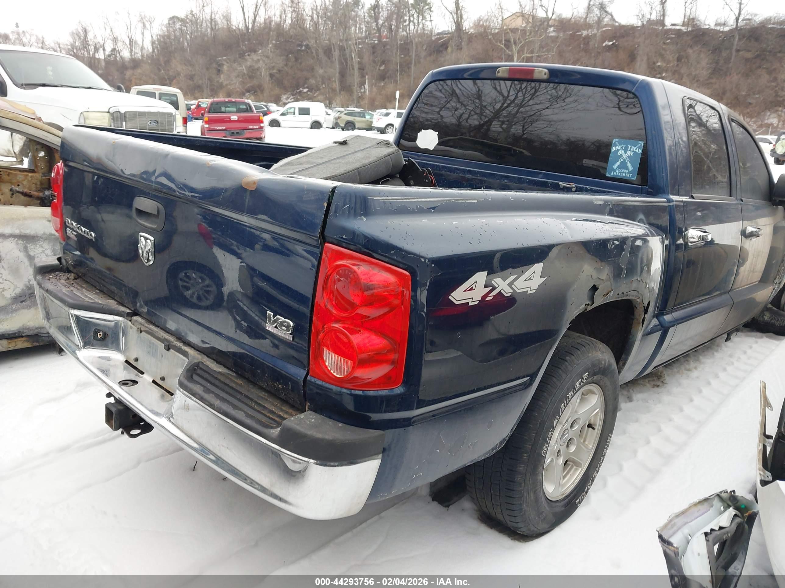 DODGE DAKOTA image 4