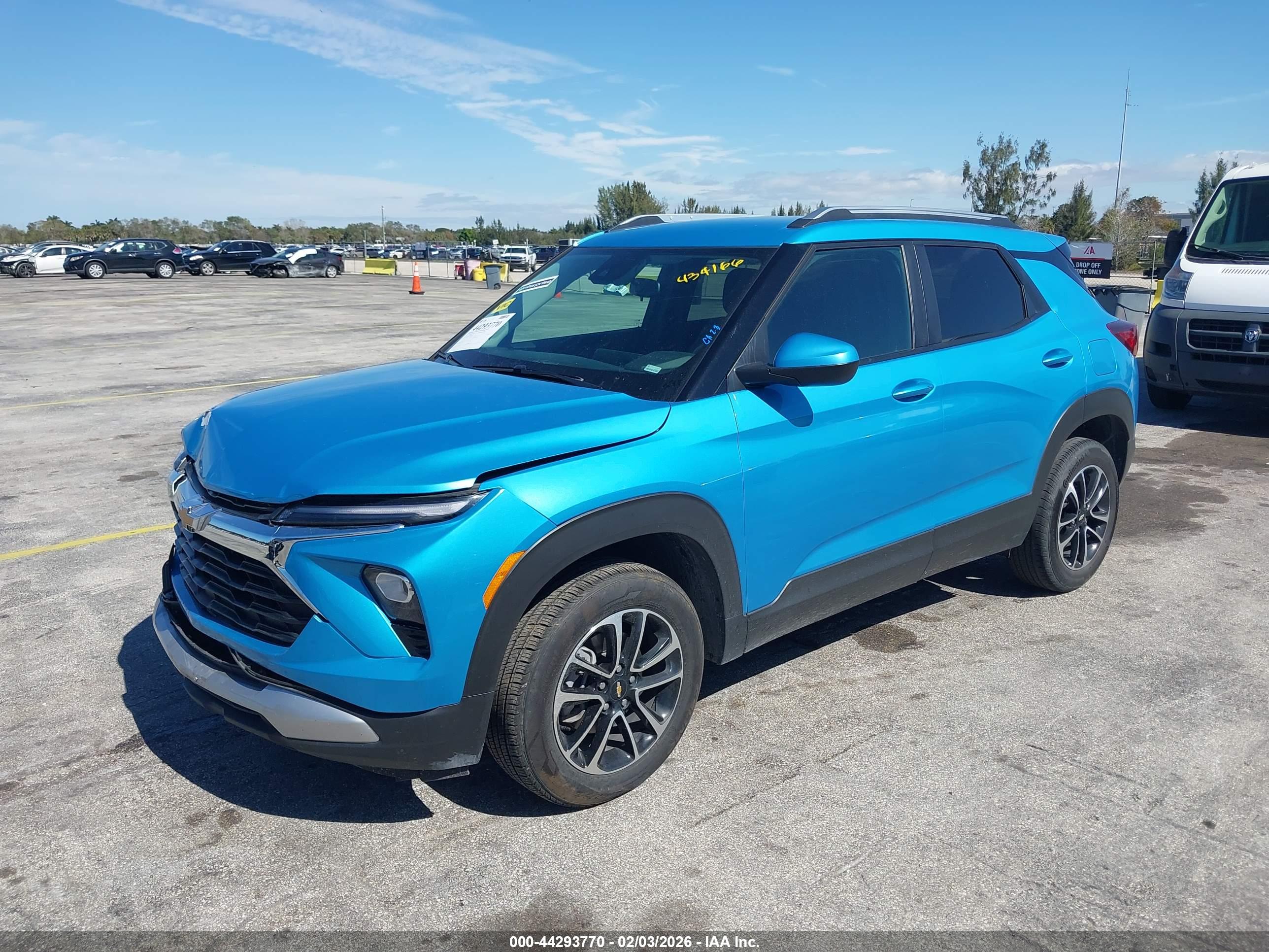 CHEVROLET TRAILBLAZER image 2