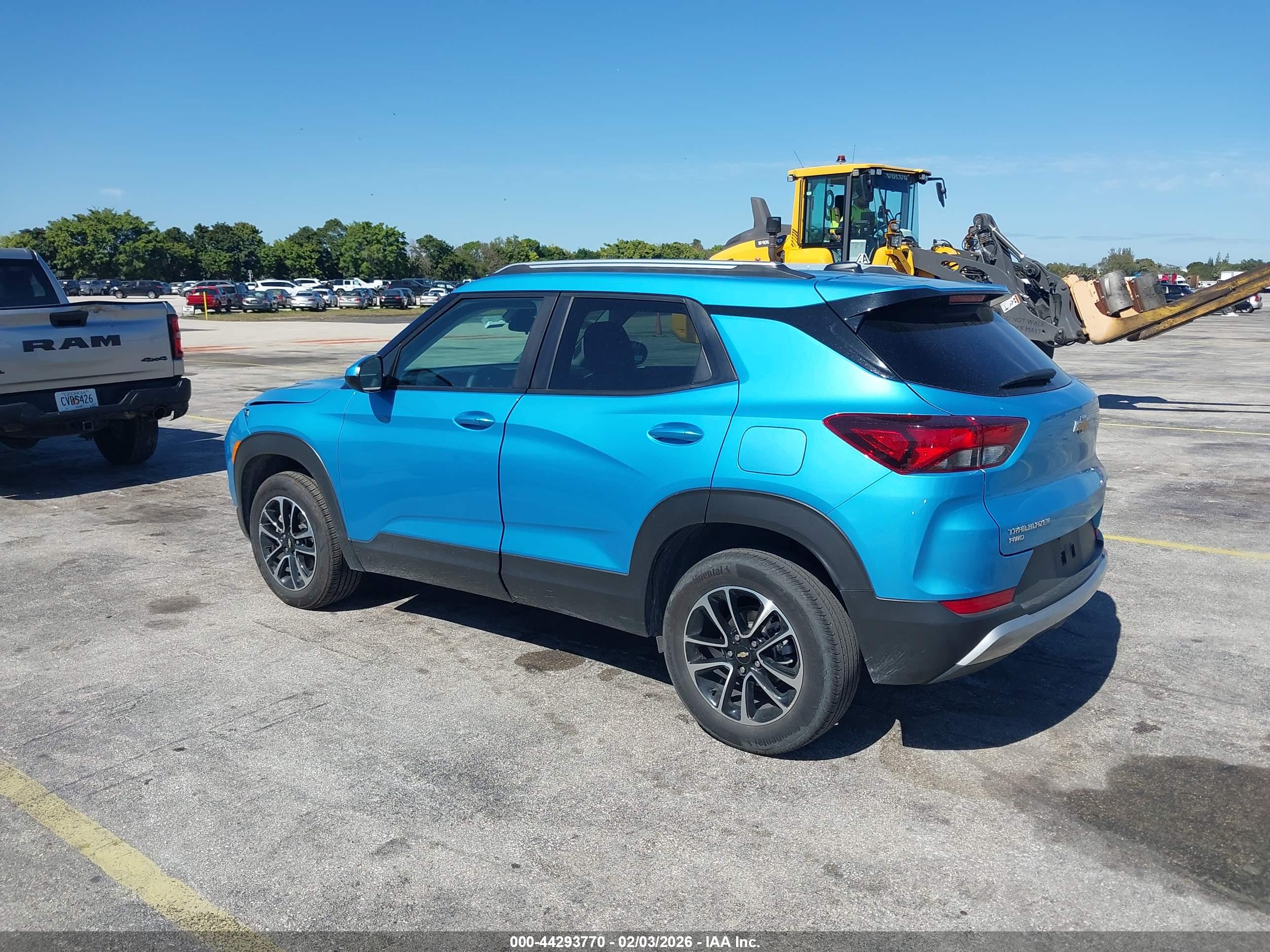 CHEVROLET TRAILBLAZER image 3