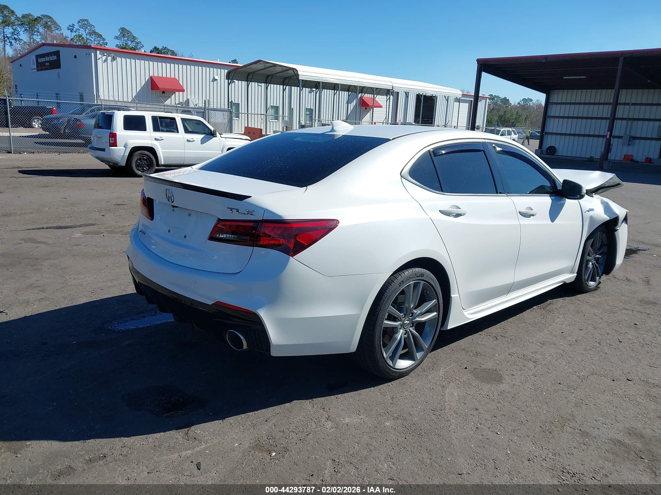 ACURA TLX image 4