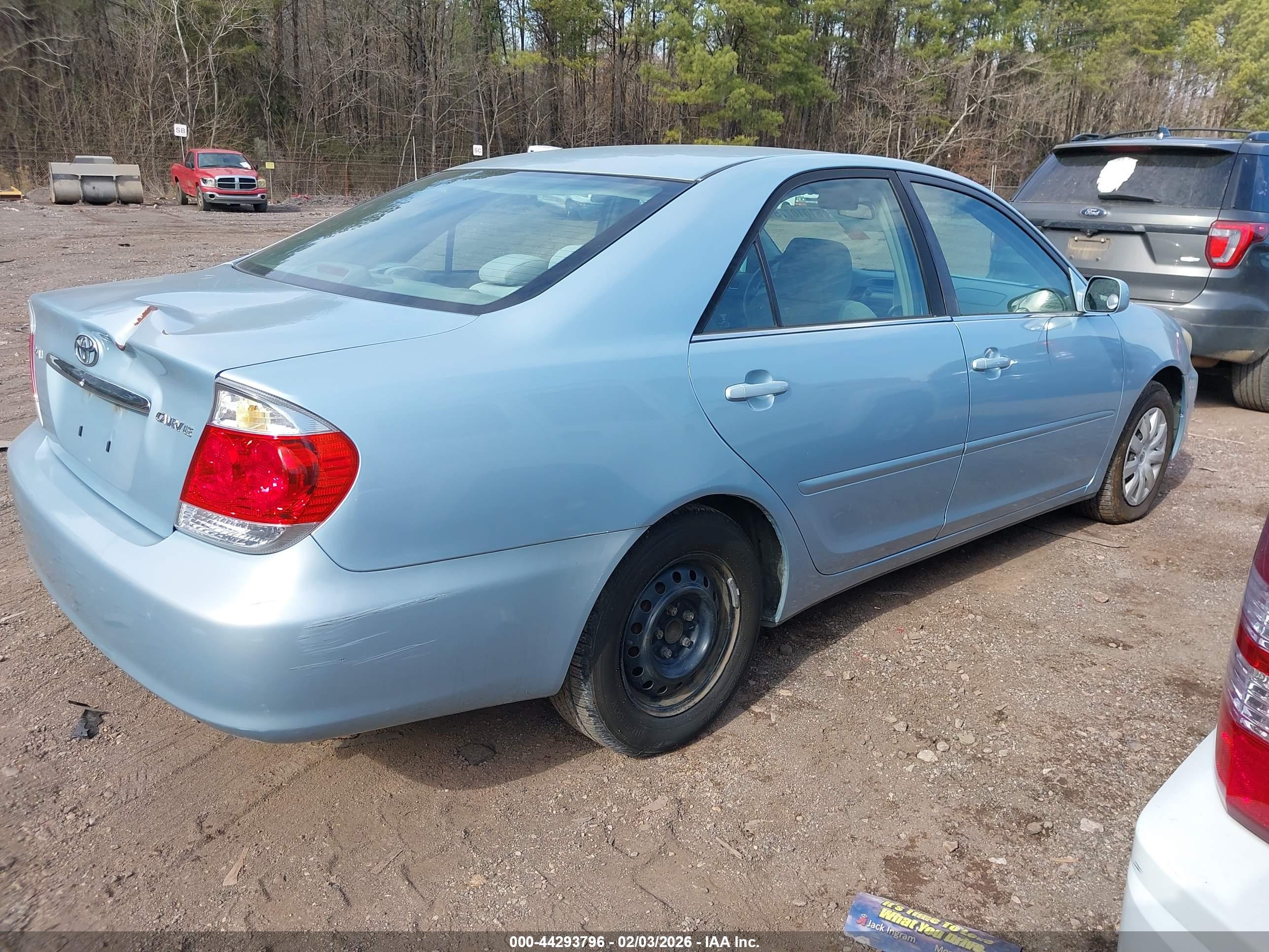 TOYOTA CAMRY image 4