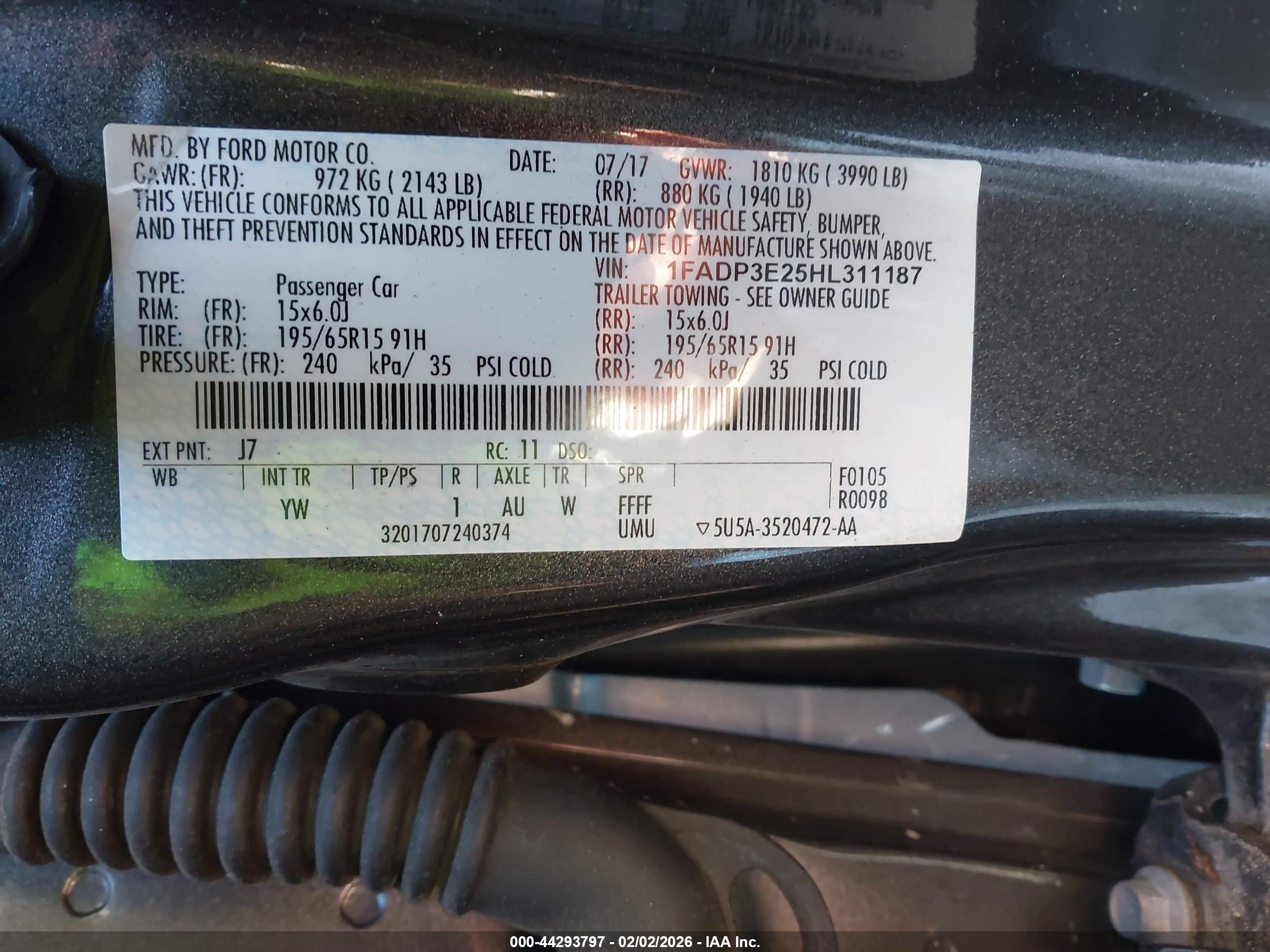 FORD FOCUS image 9