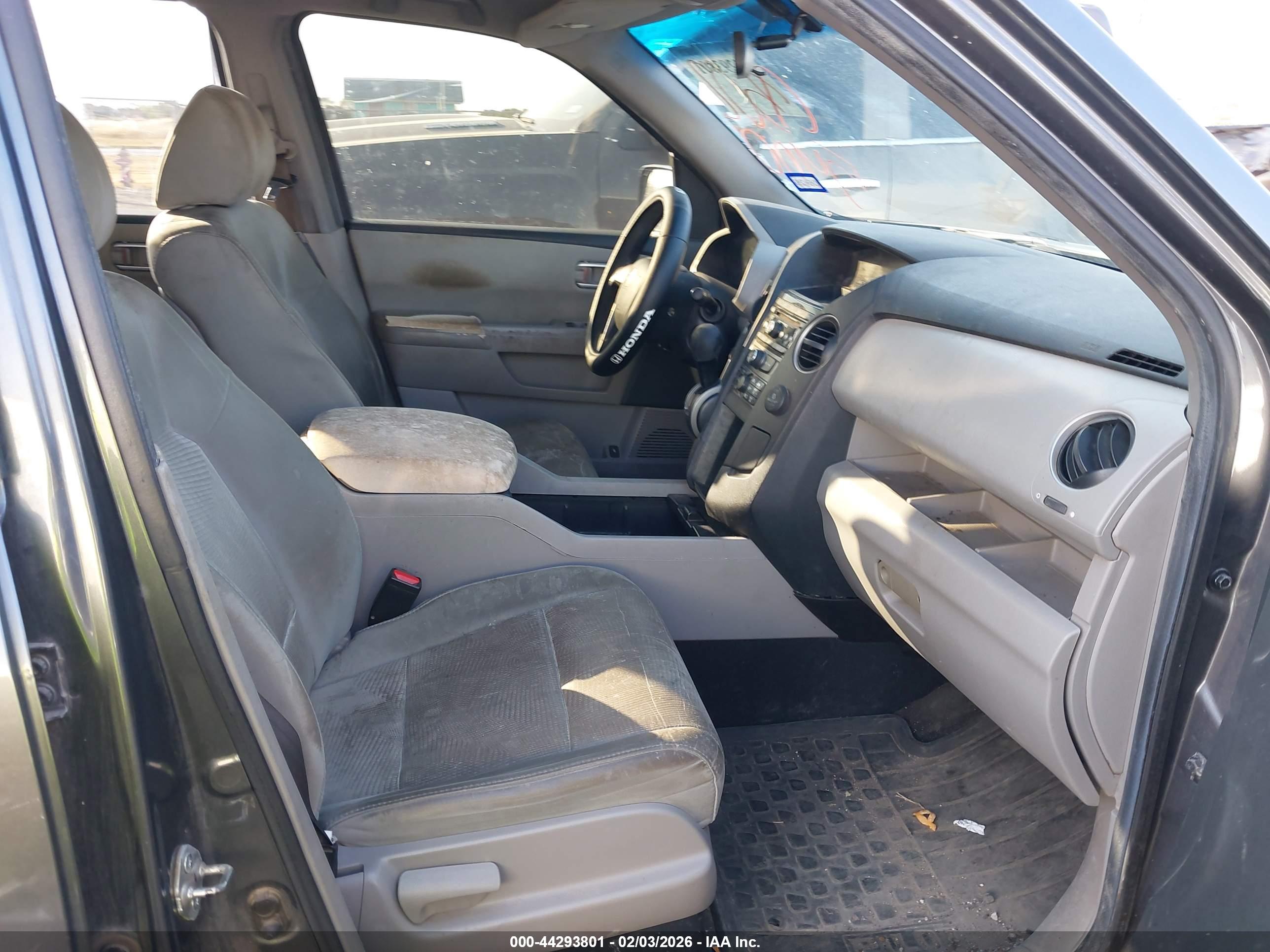 HONDA PILOT image 5