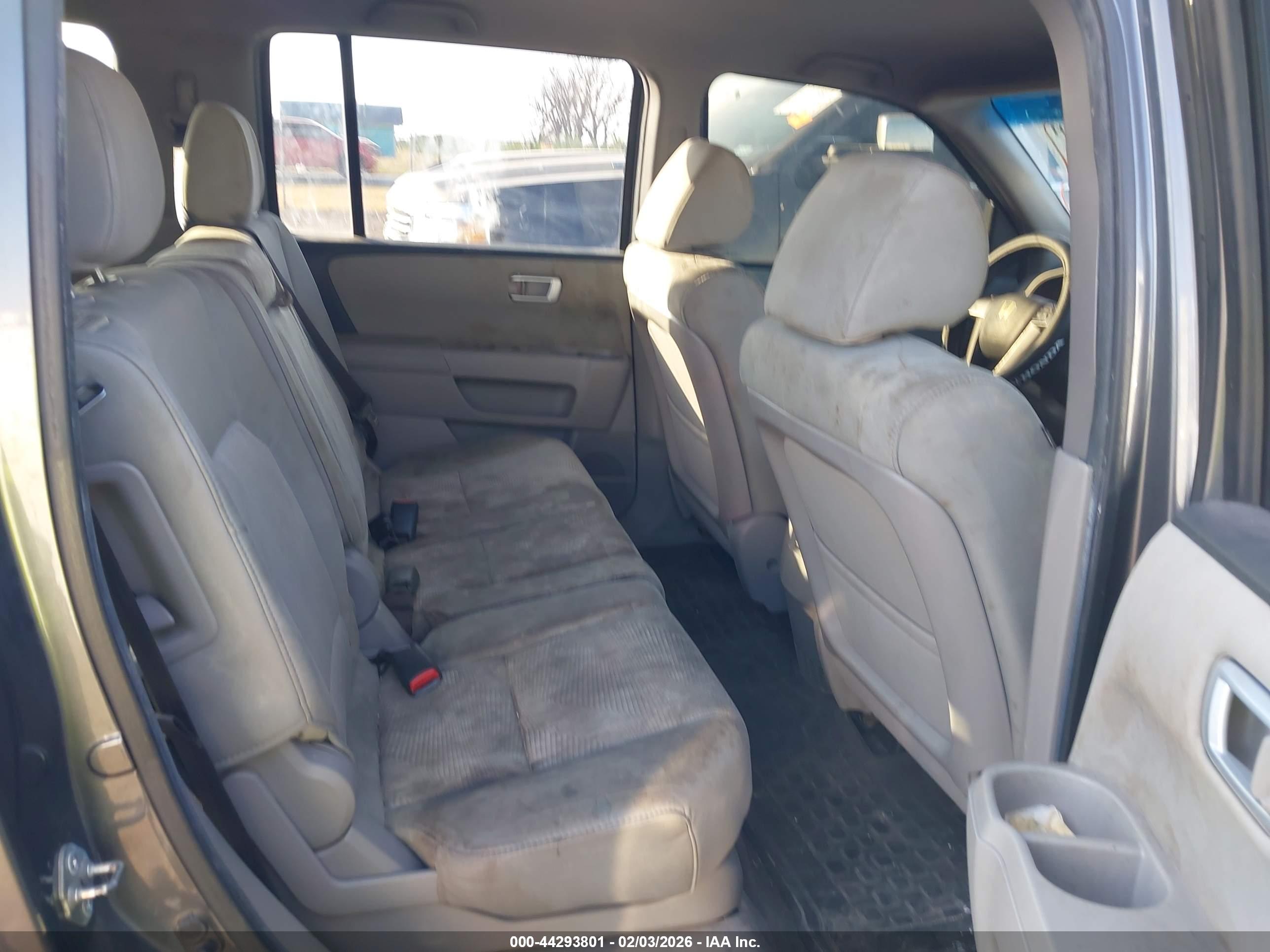 HONDA PILOT image 8
