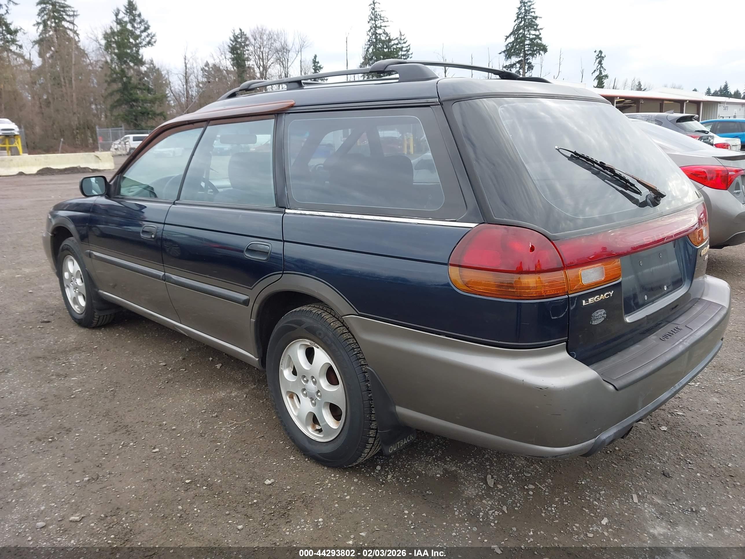 SUBARU LEGACY image 3