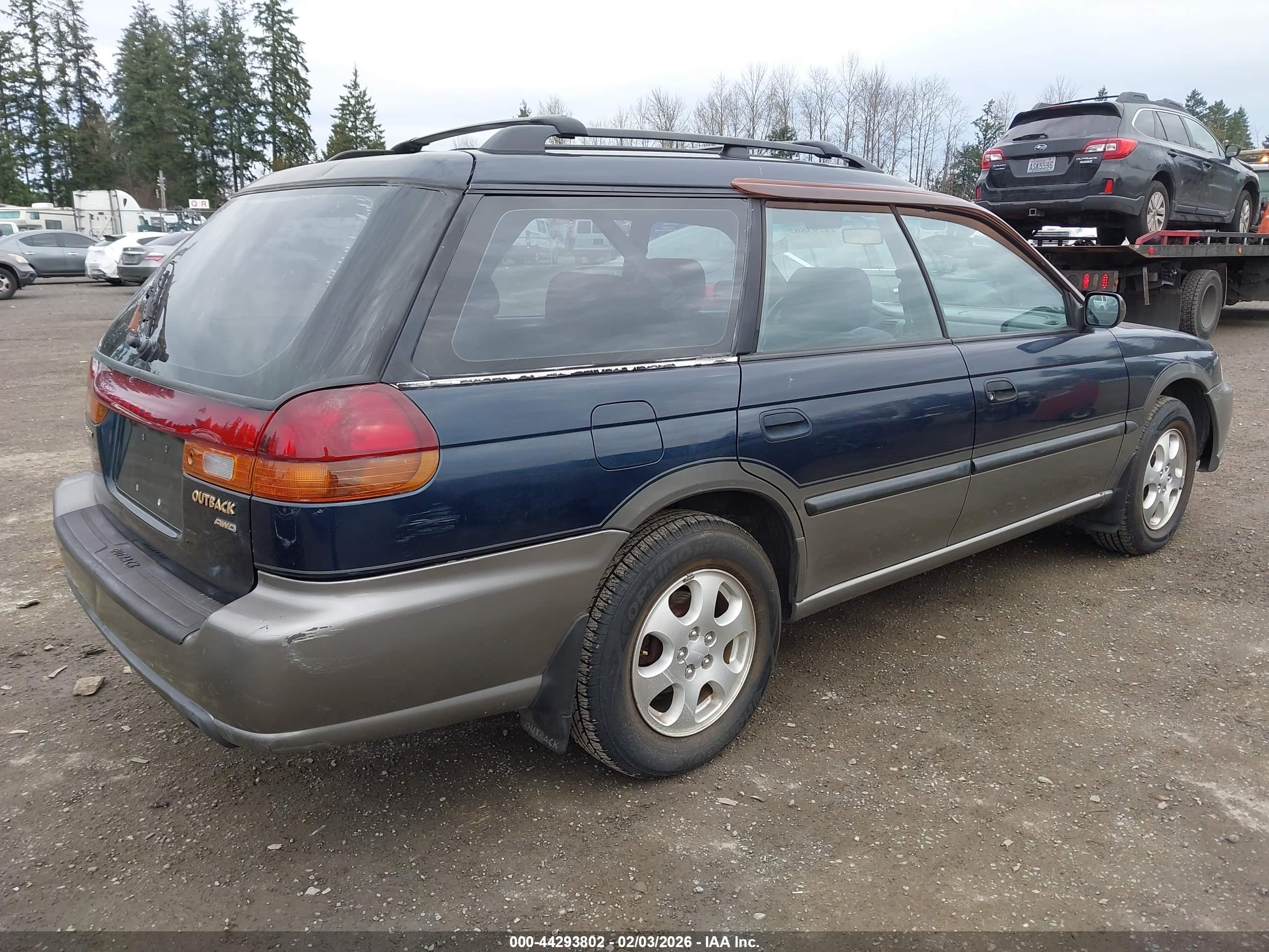 SUBARU LEGACY image 4