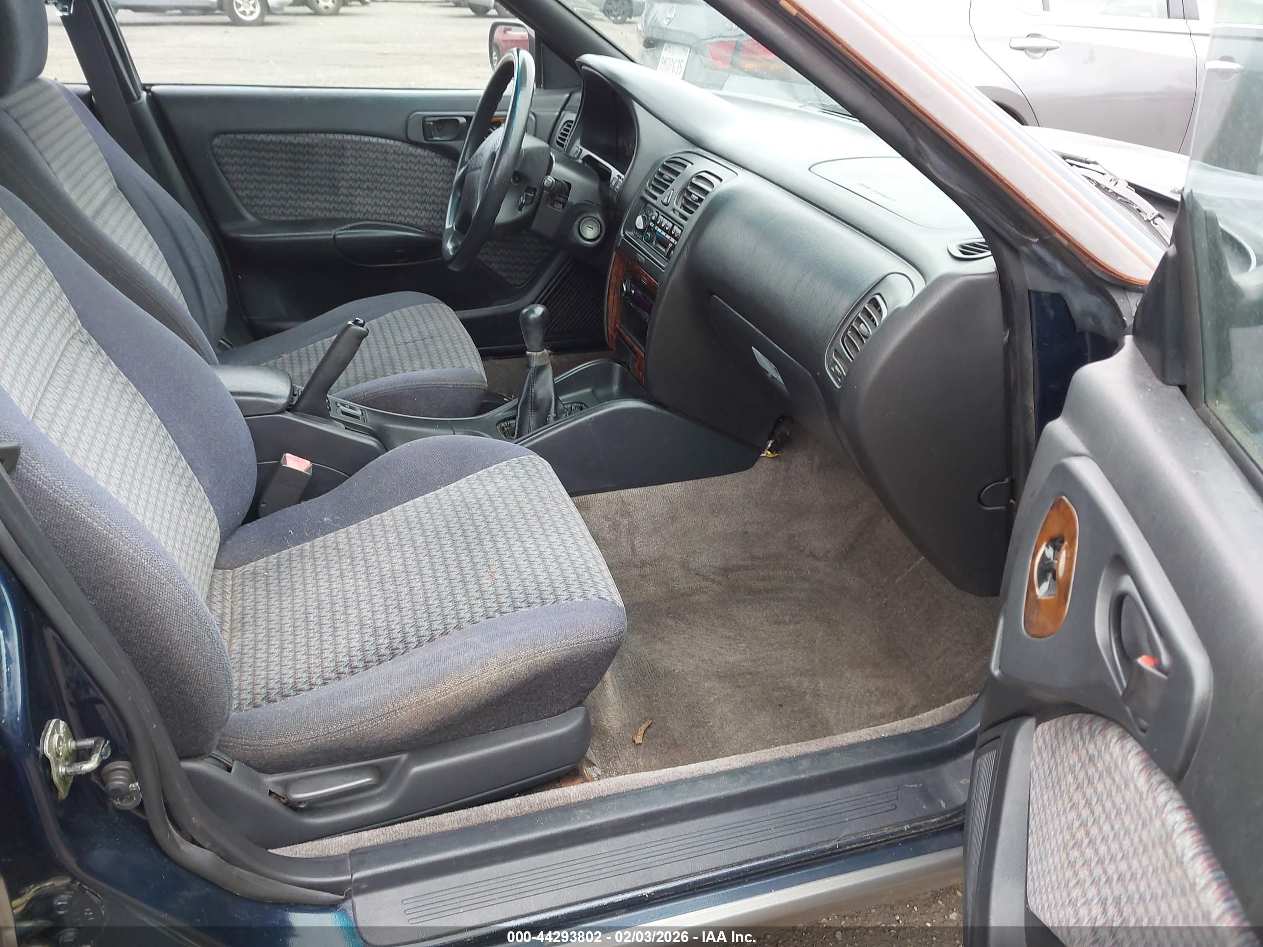 SUBARU LEGACY image 5