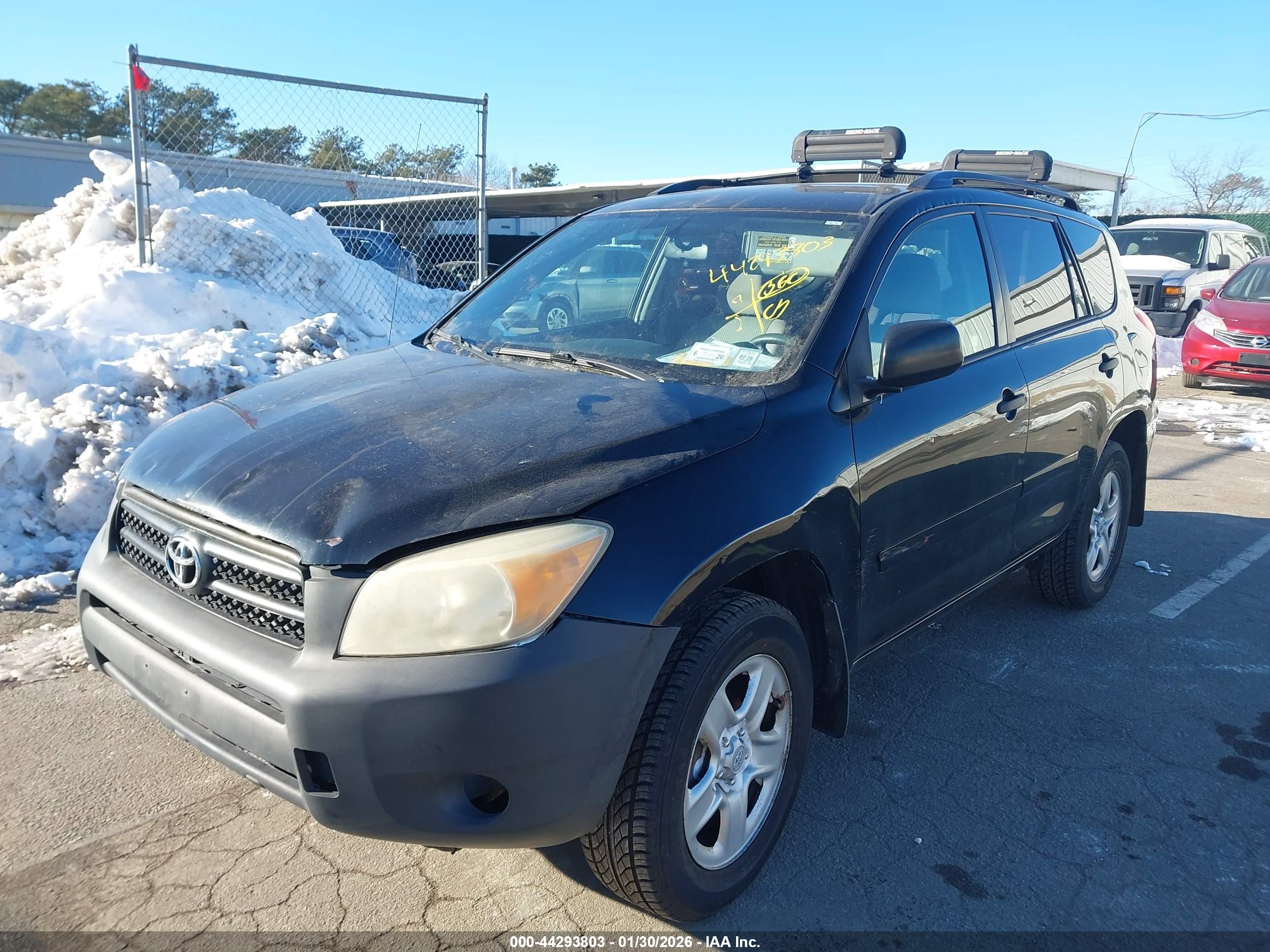 TOYOTA RAV4 image 2