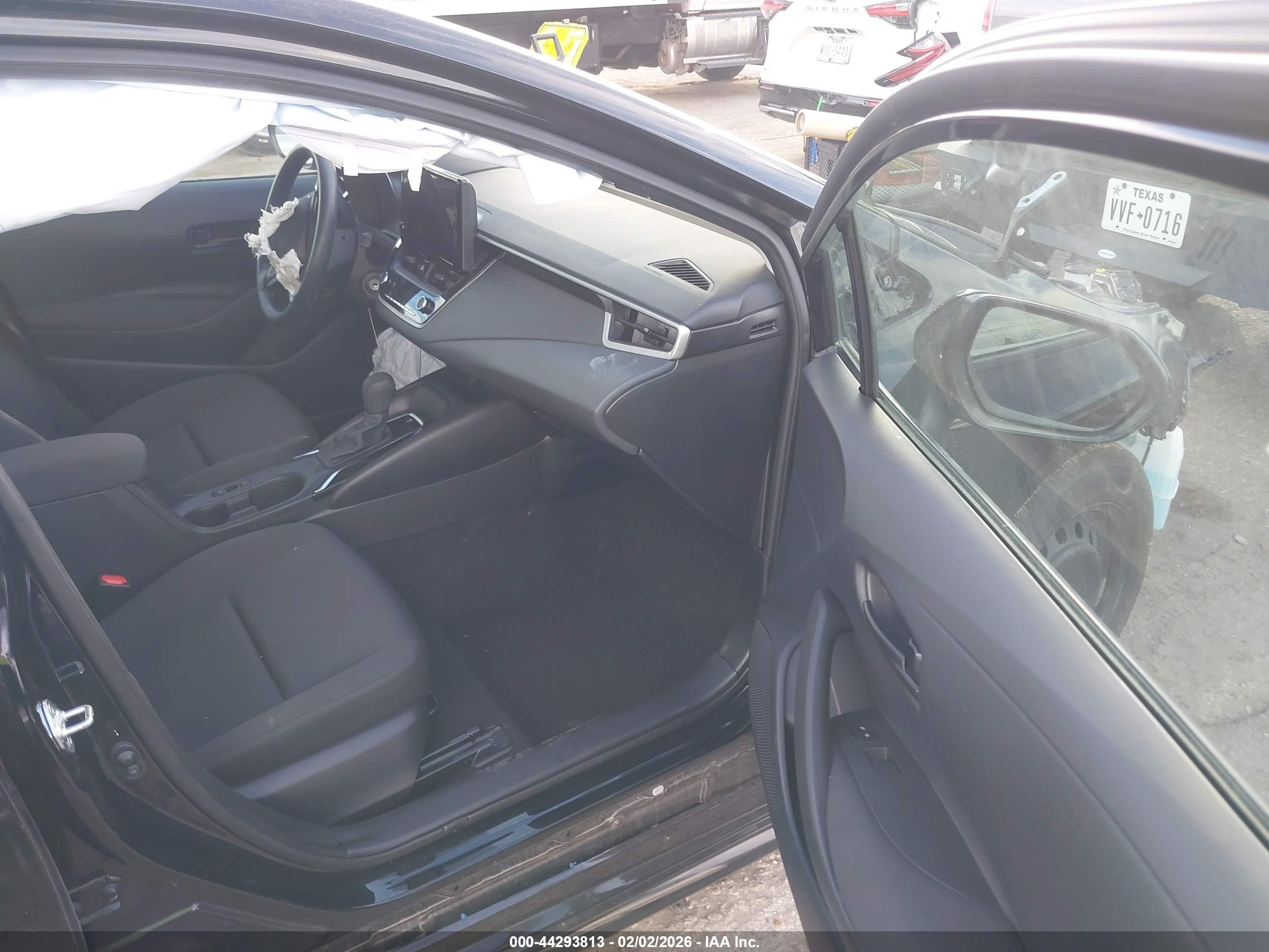 TOYOTA COROLLA image 5
