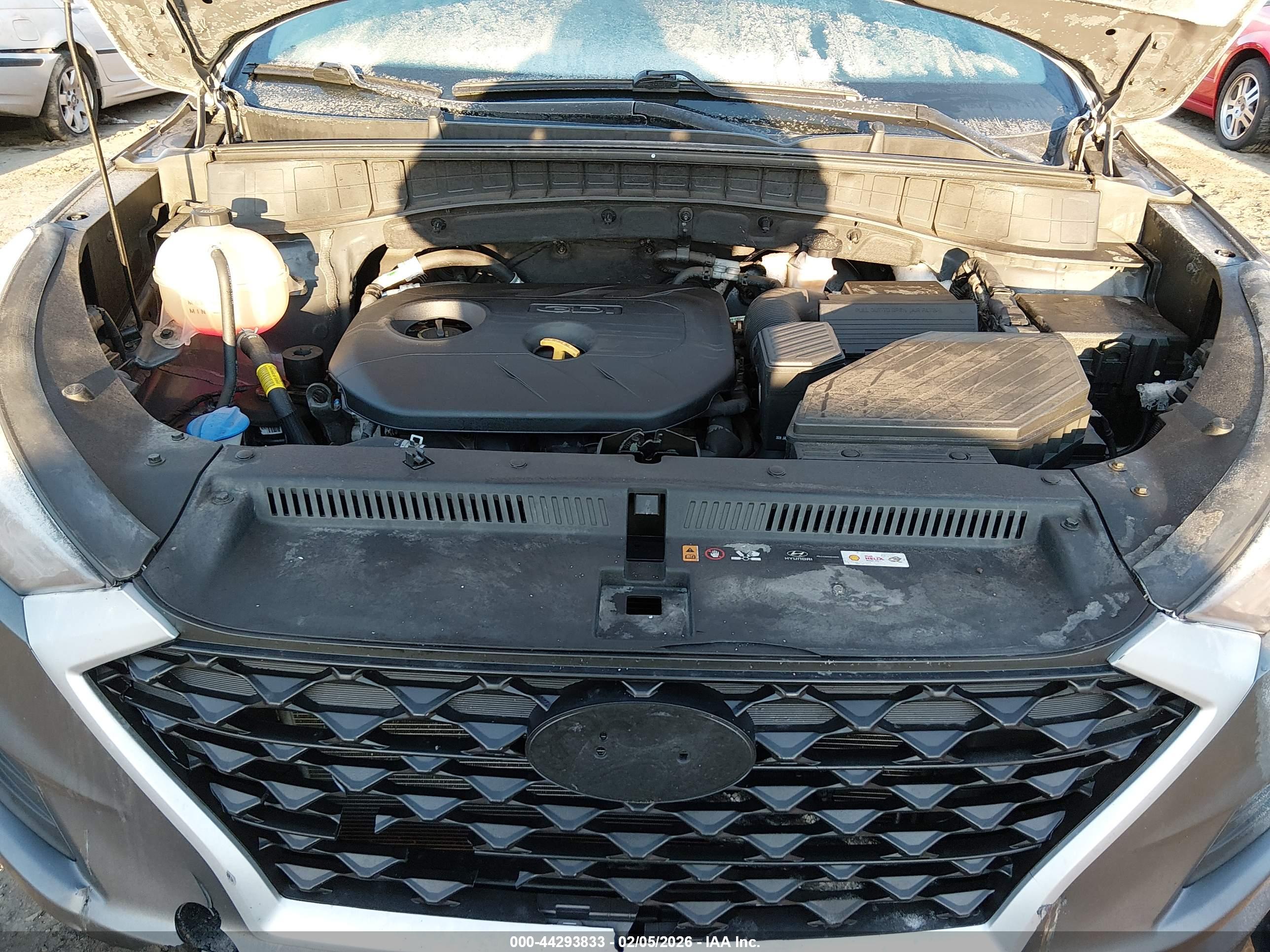 HYUNDAI TUCSON image 10