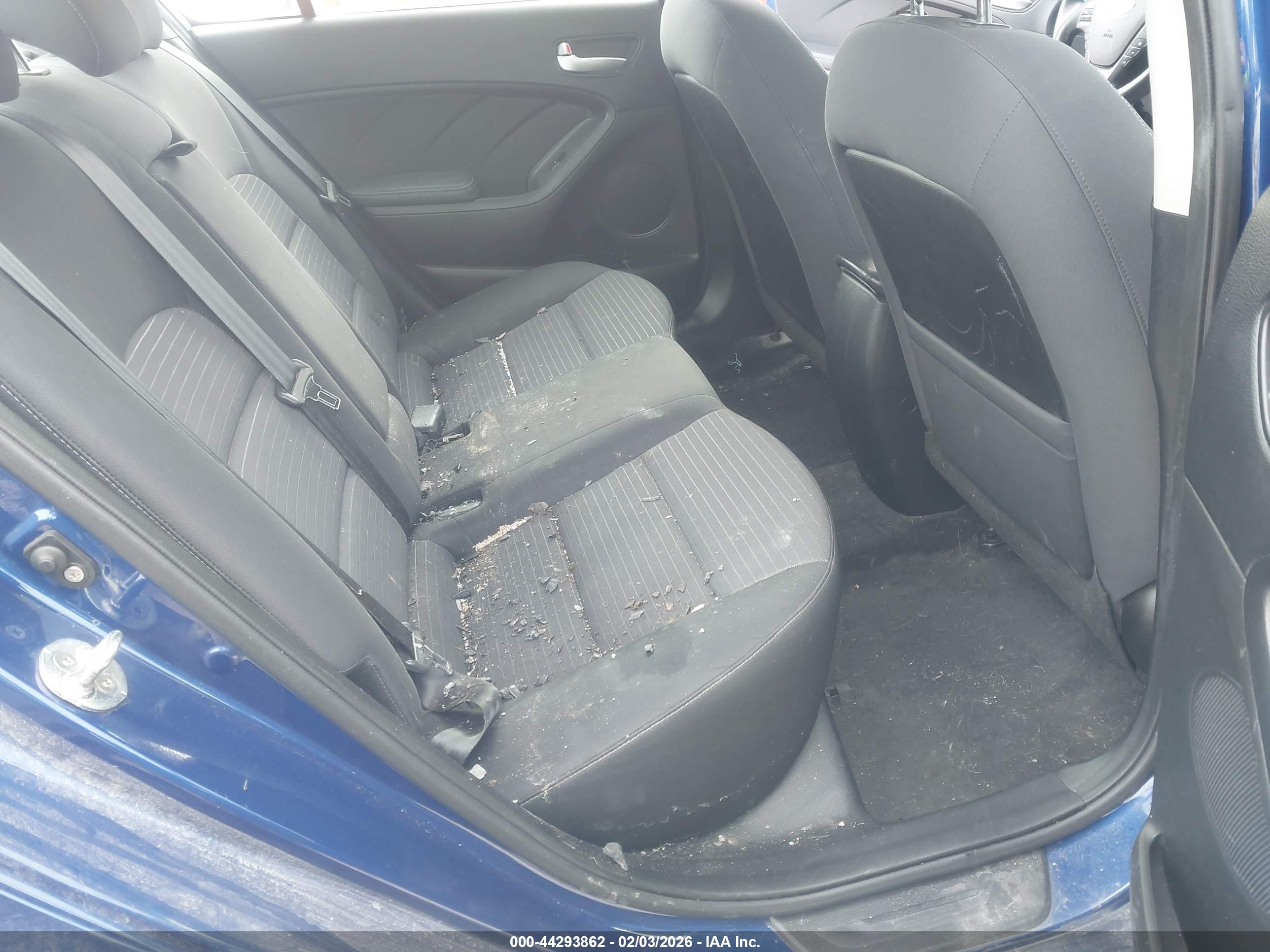 KIA FORTE image 8