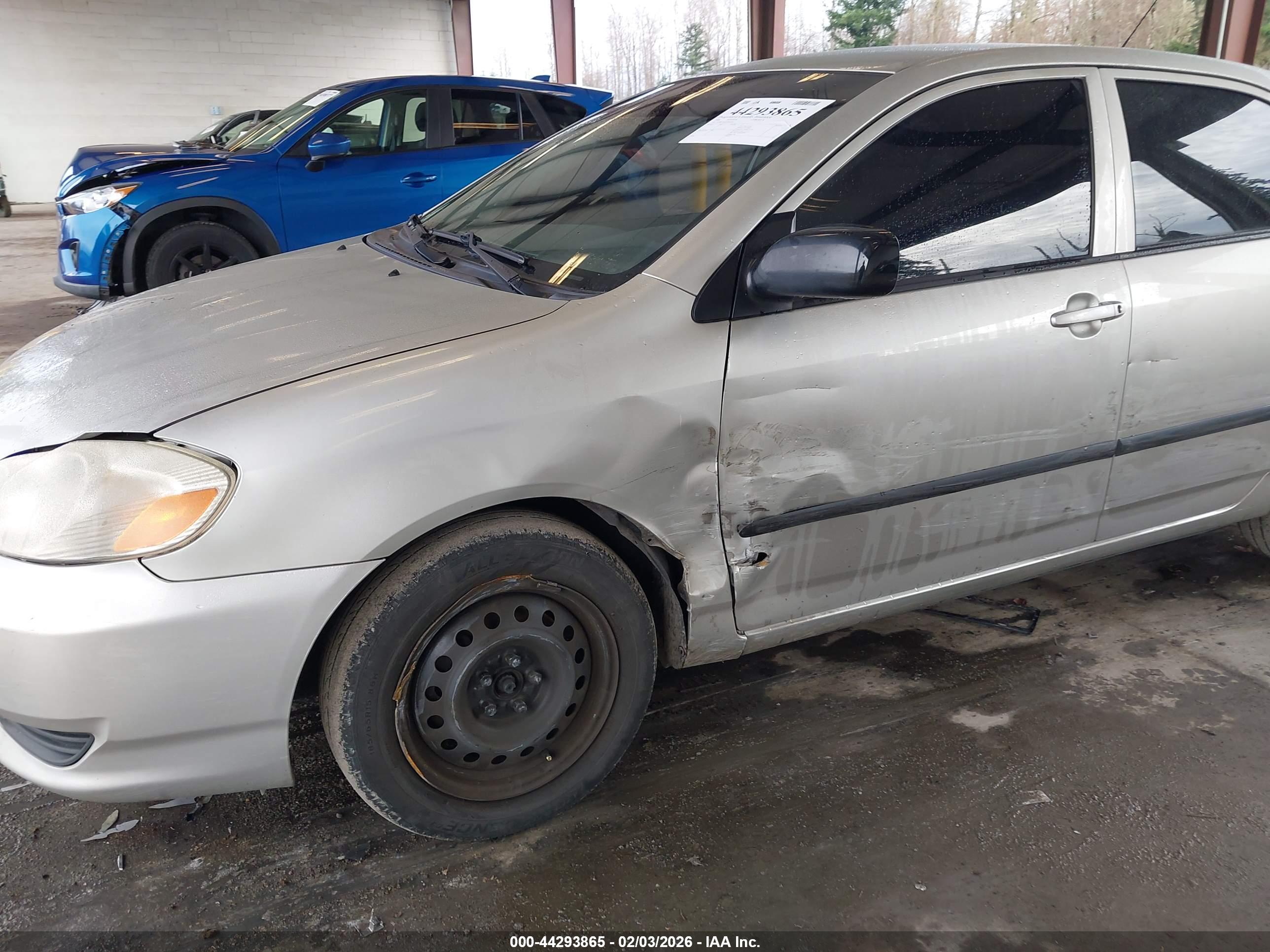 TOYOTA COROLLA image 6
