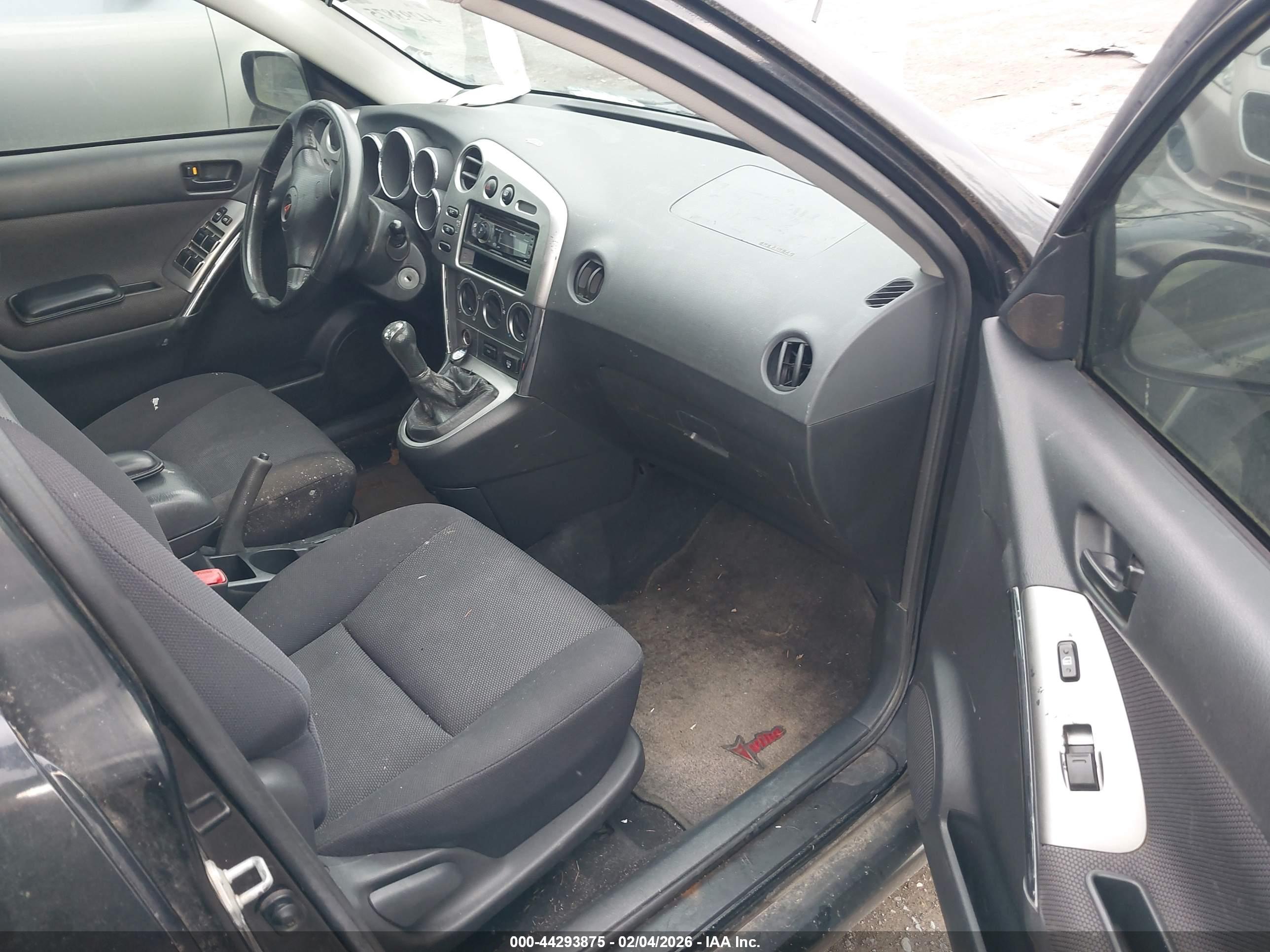 PONTIAC VIBE image 5