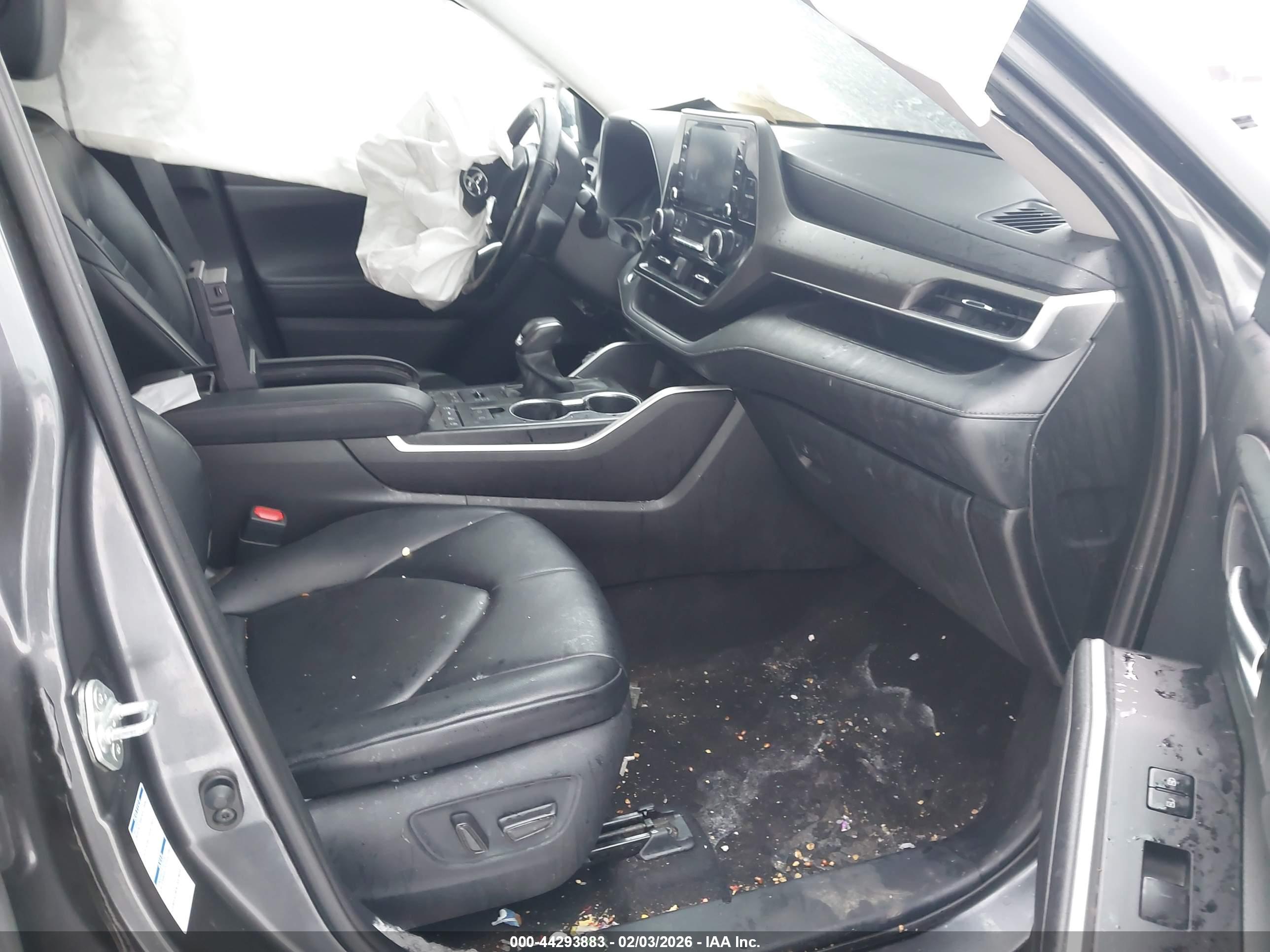 TOYOTA HIGHLANDER image 5