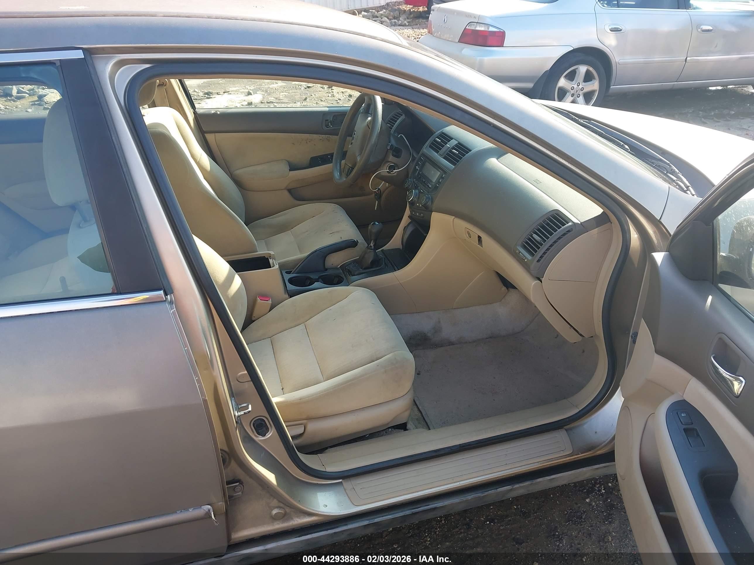 HONDA ACCORD image 5