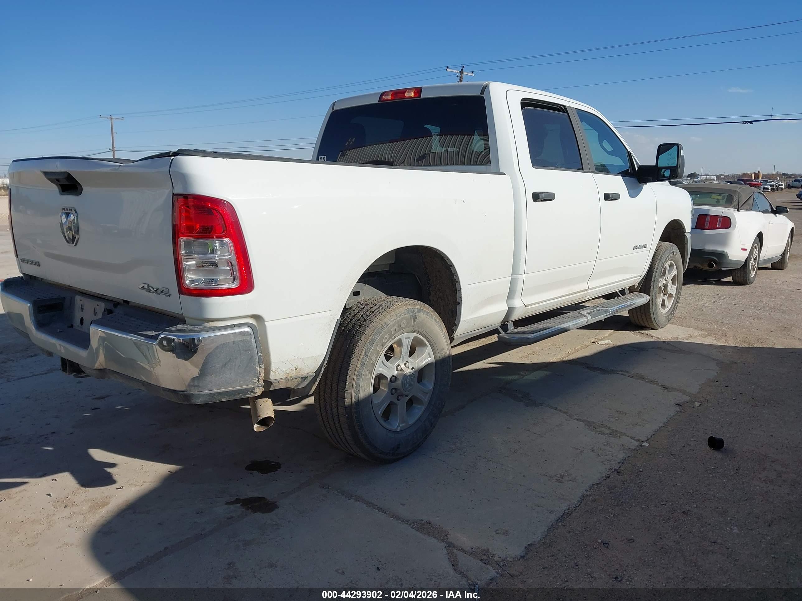 RAM 2500 image 4