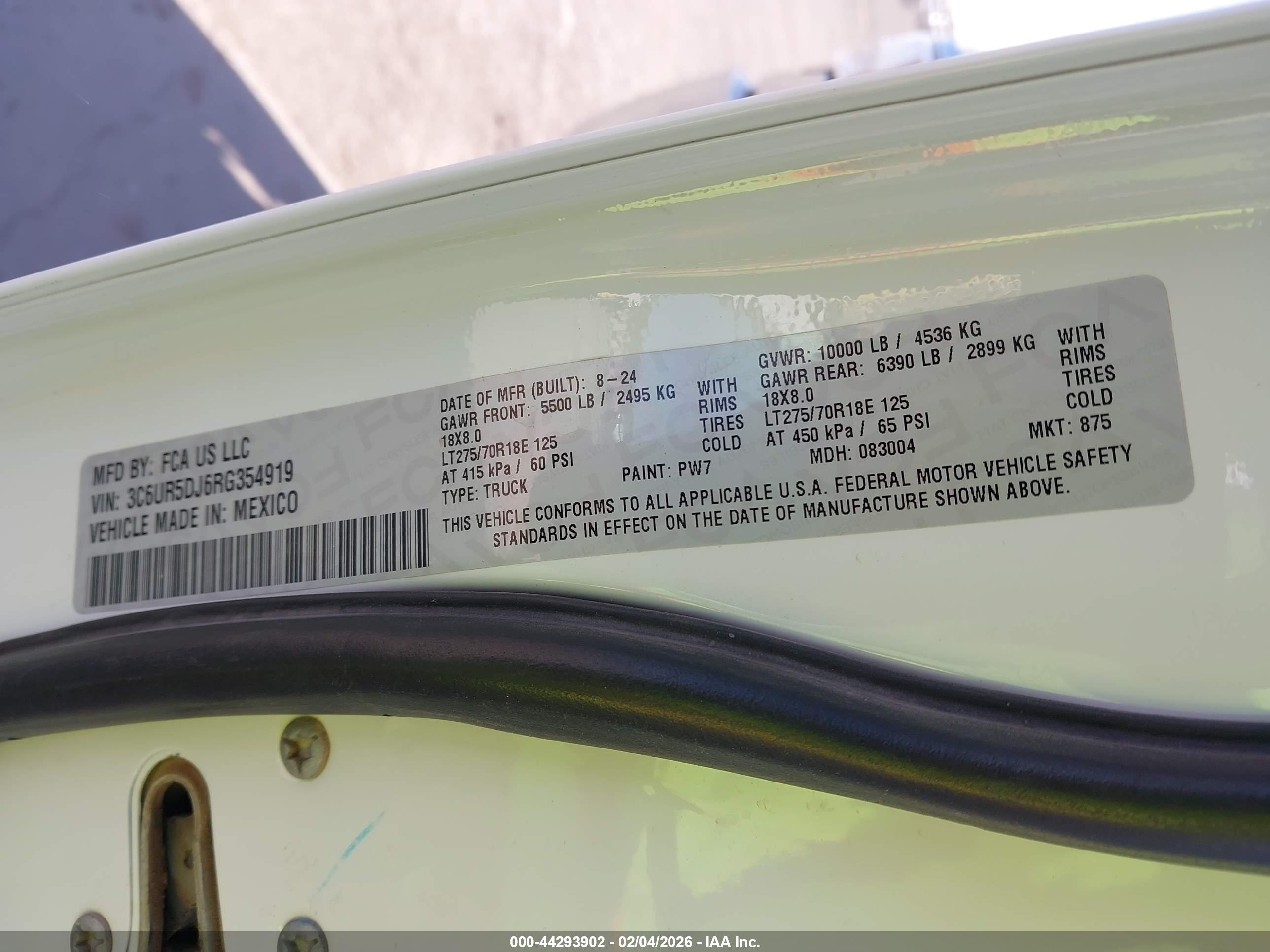 RAM 2500 image 9