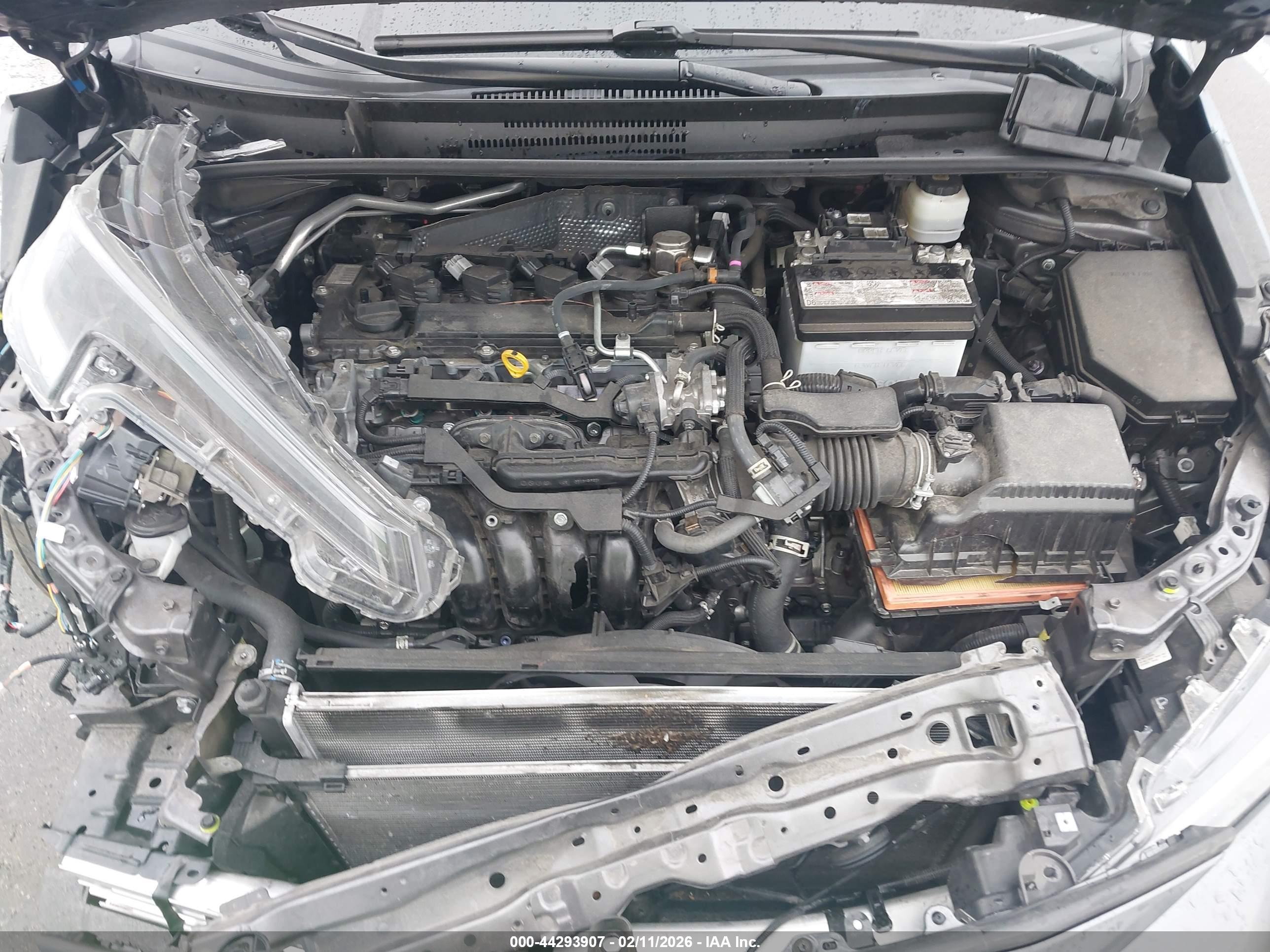 TOYOTA COROLLA image 10