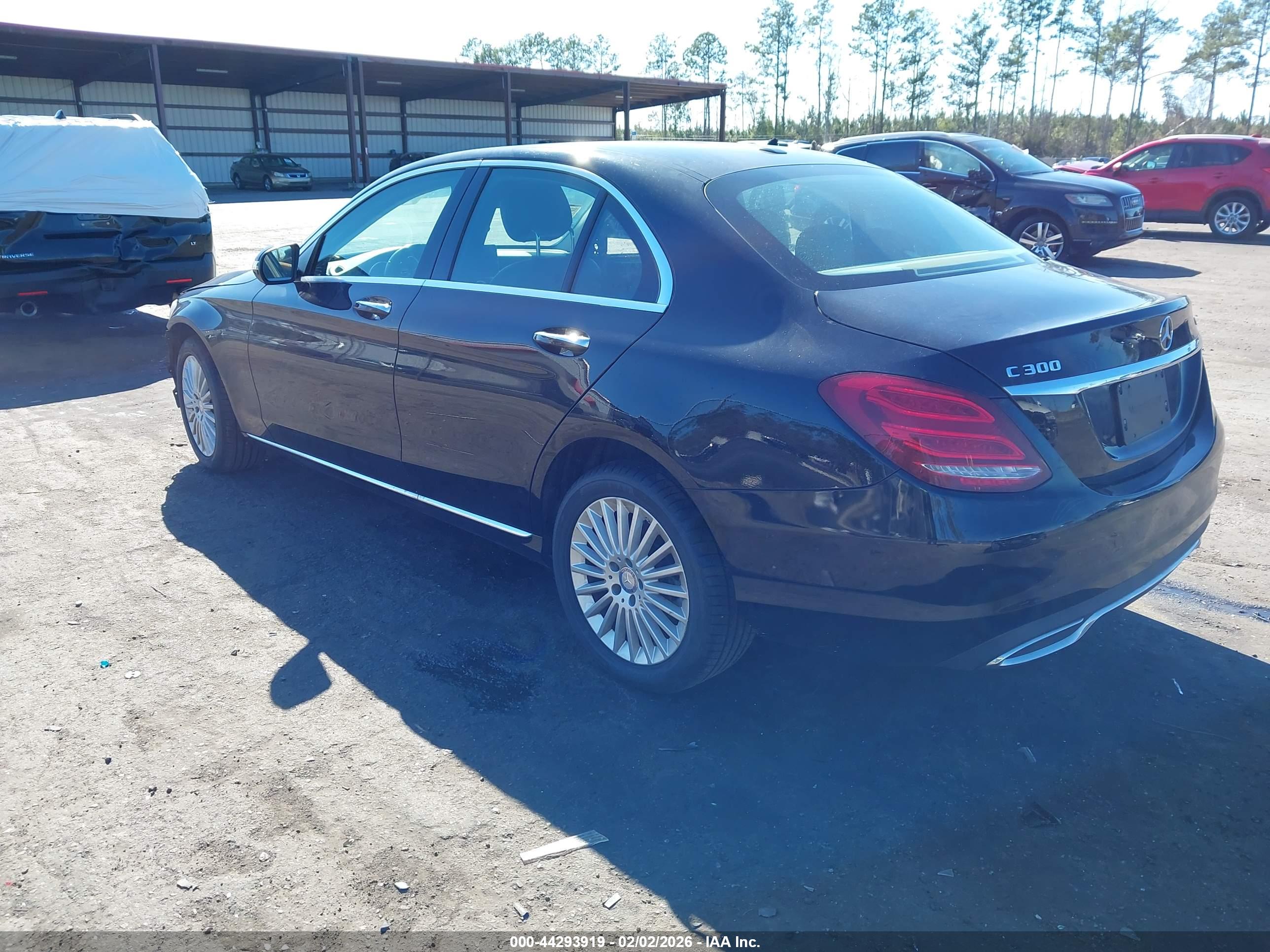 MERCEDES-BENZ C image 3