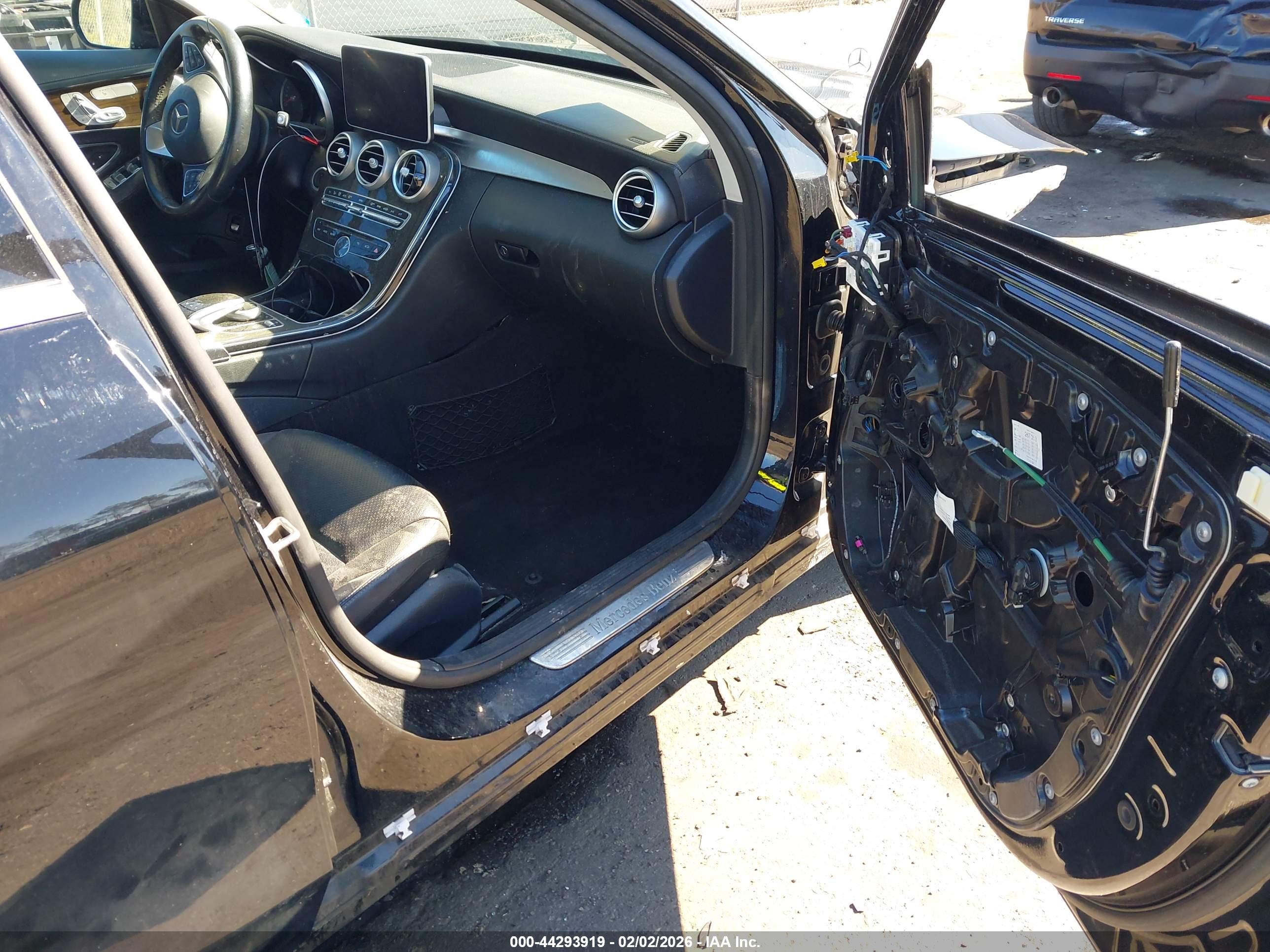 MERCEDES-BENZ C image 5
