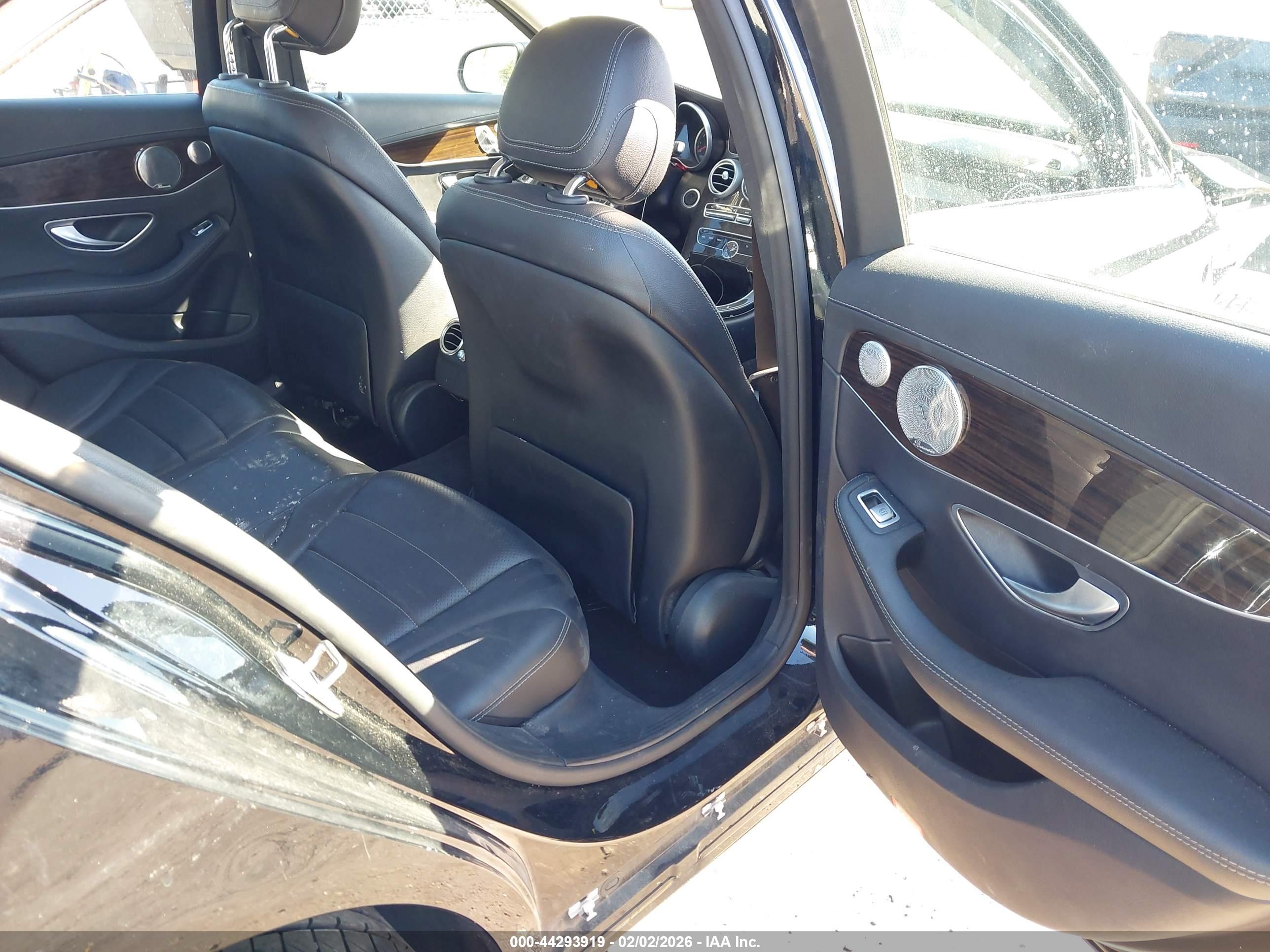 MERCEDES-BENZ C image 8