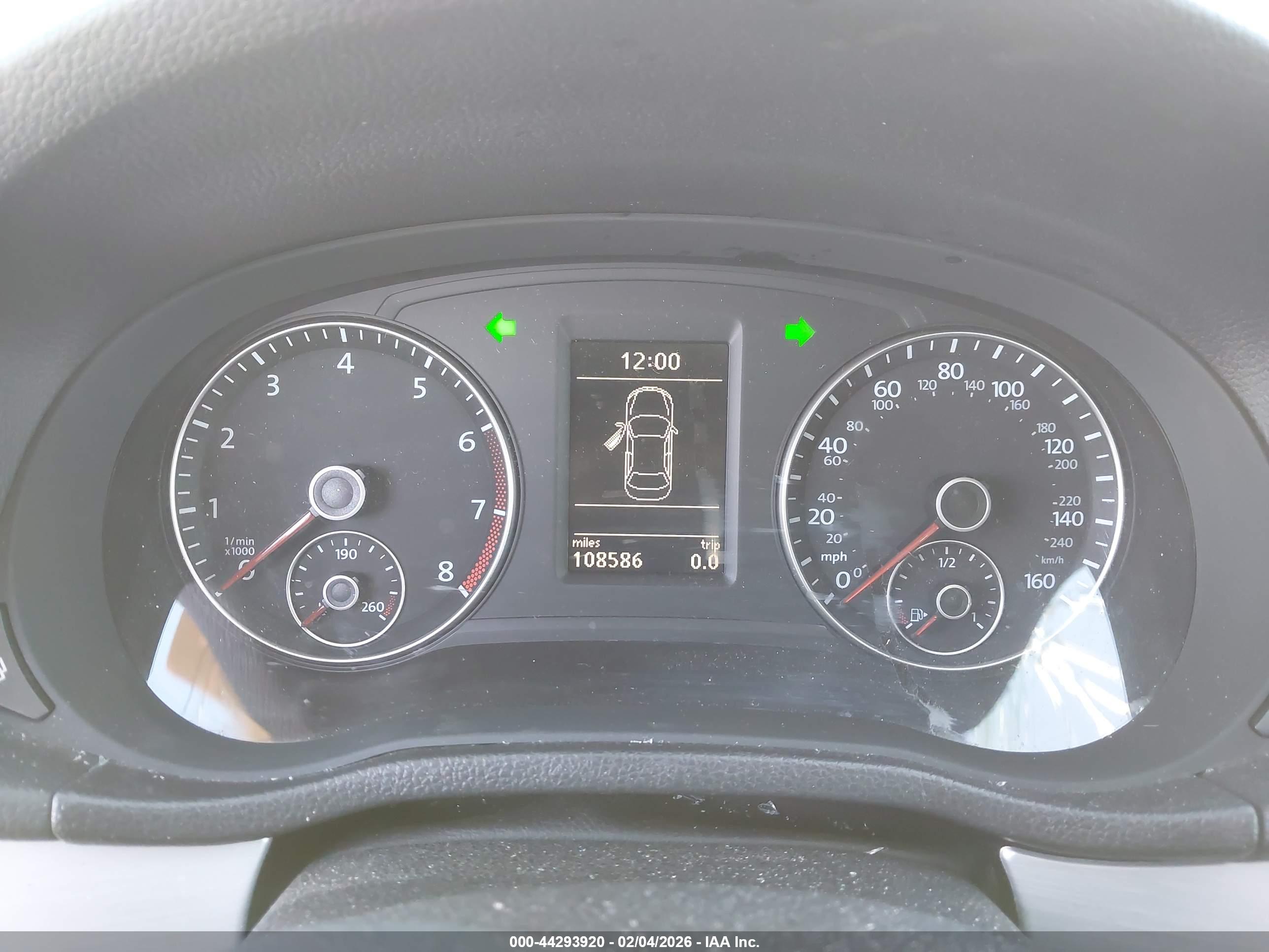 VOLKSWAGEN PASSAT image 7