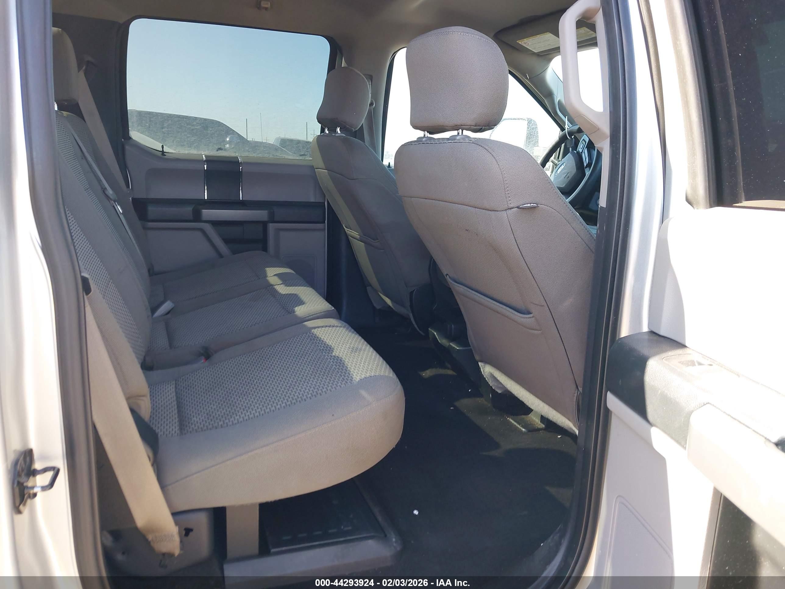 FORD F-250 image 8