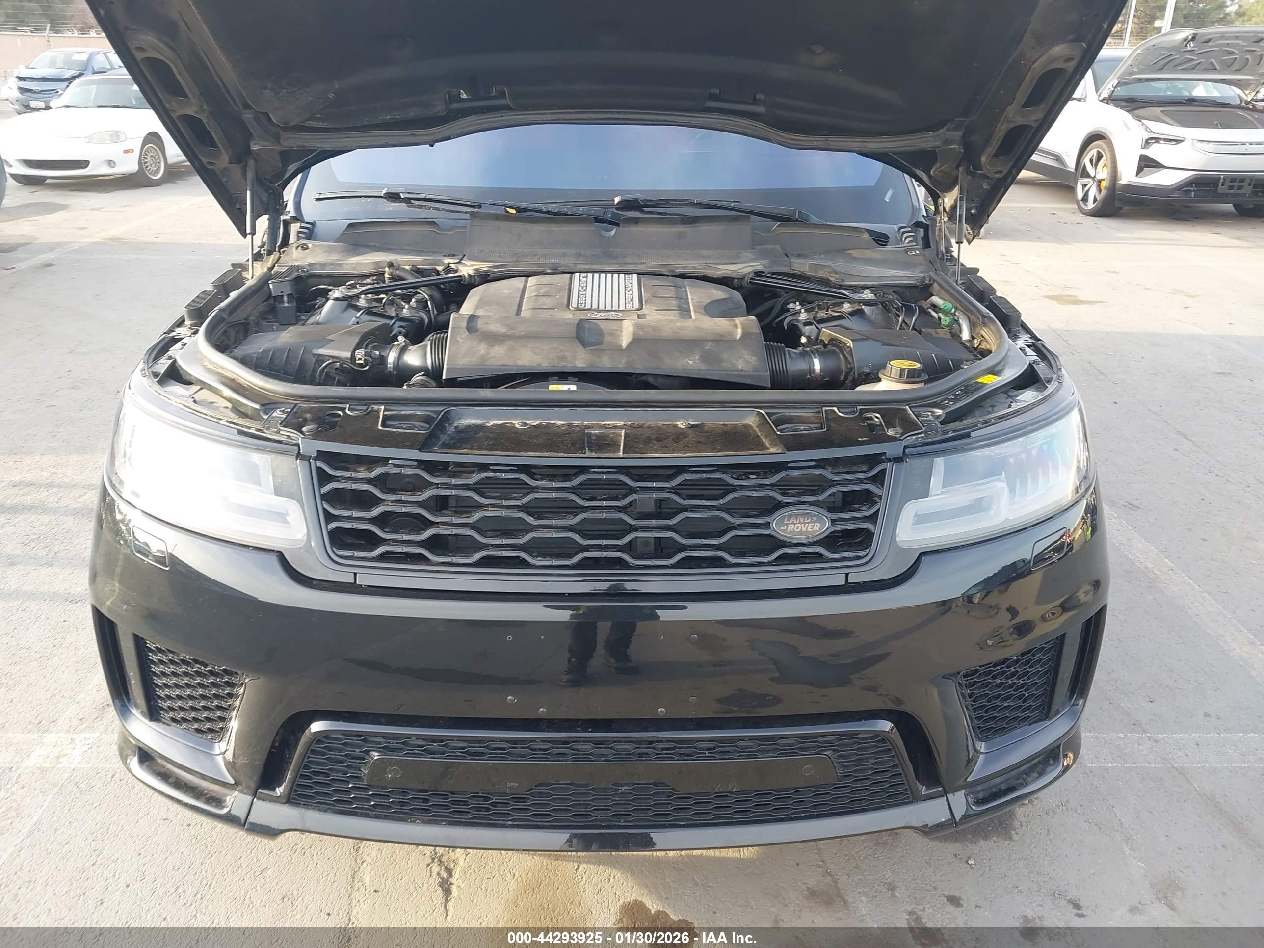 LAND ROVER image 10