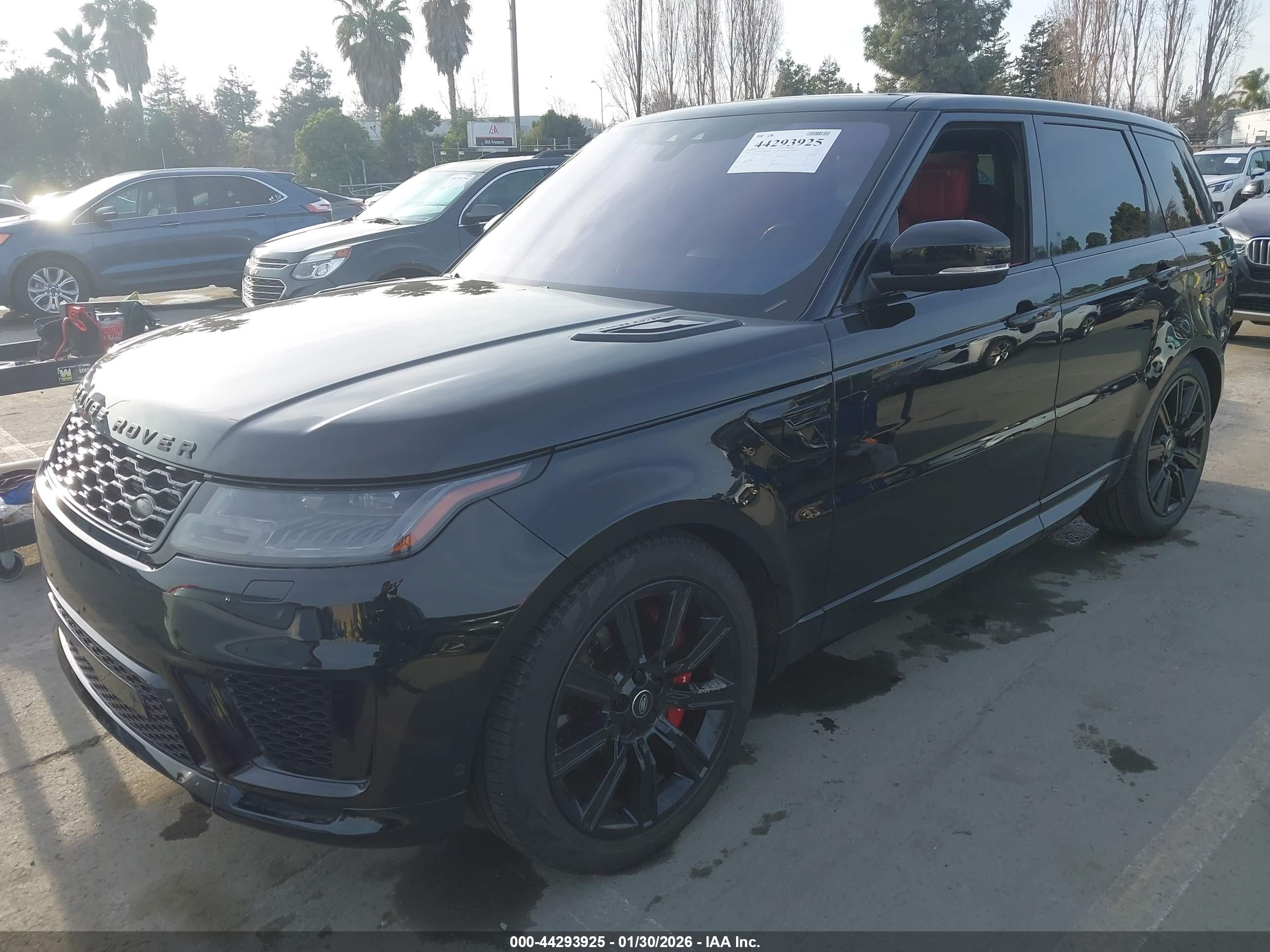 LAND ROVER image 2