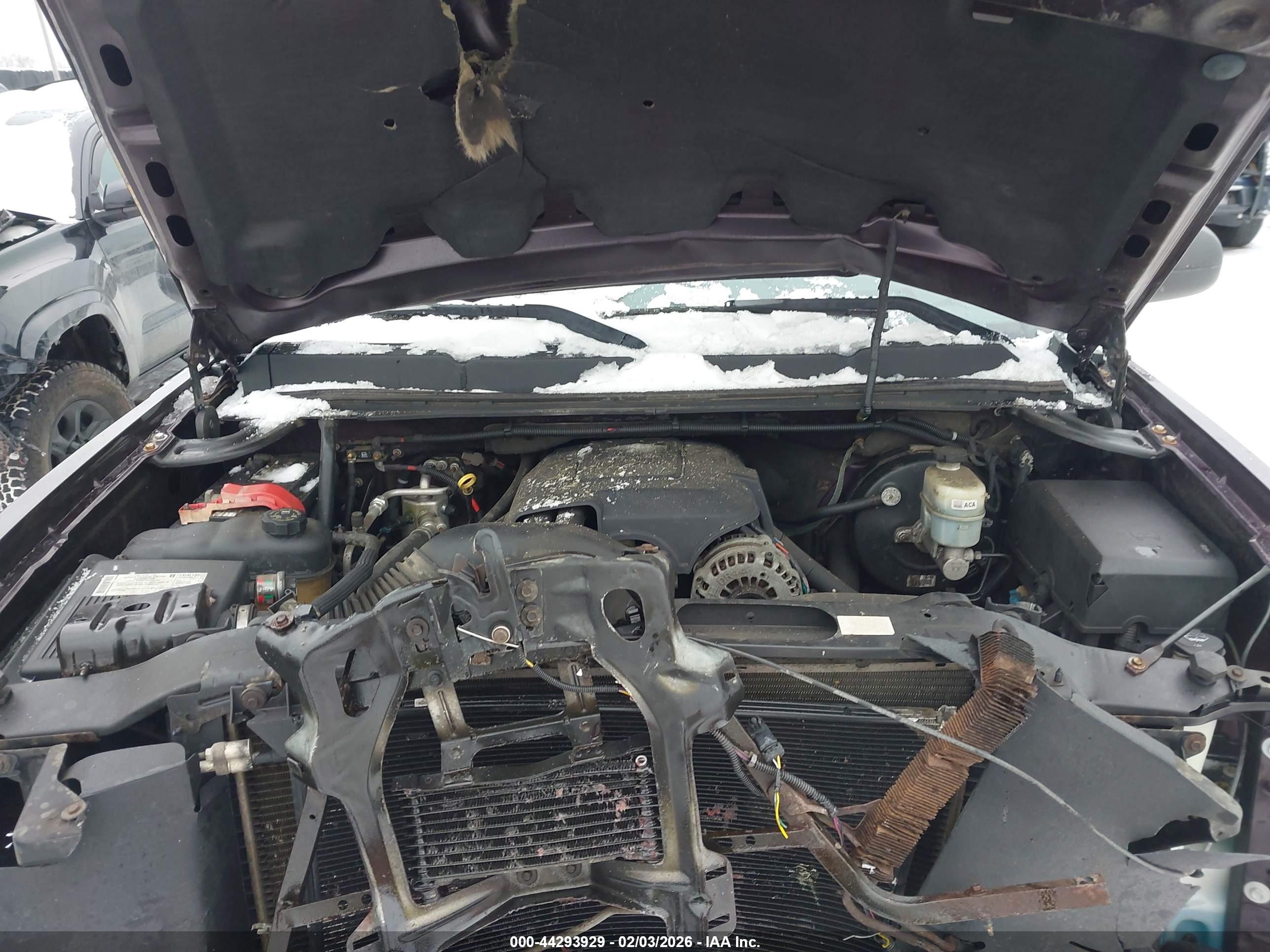 CHEVROLET SILVERADO image 10
