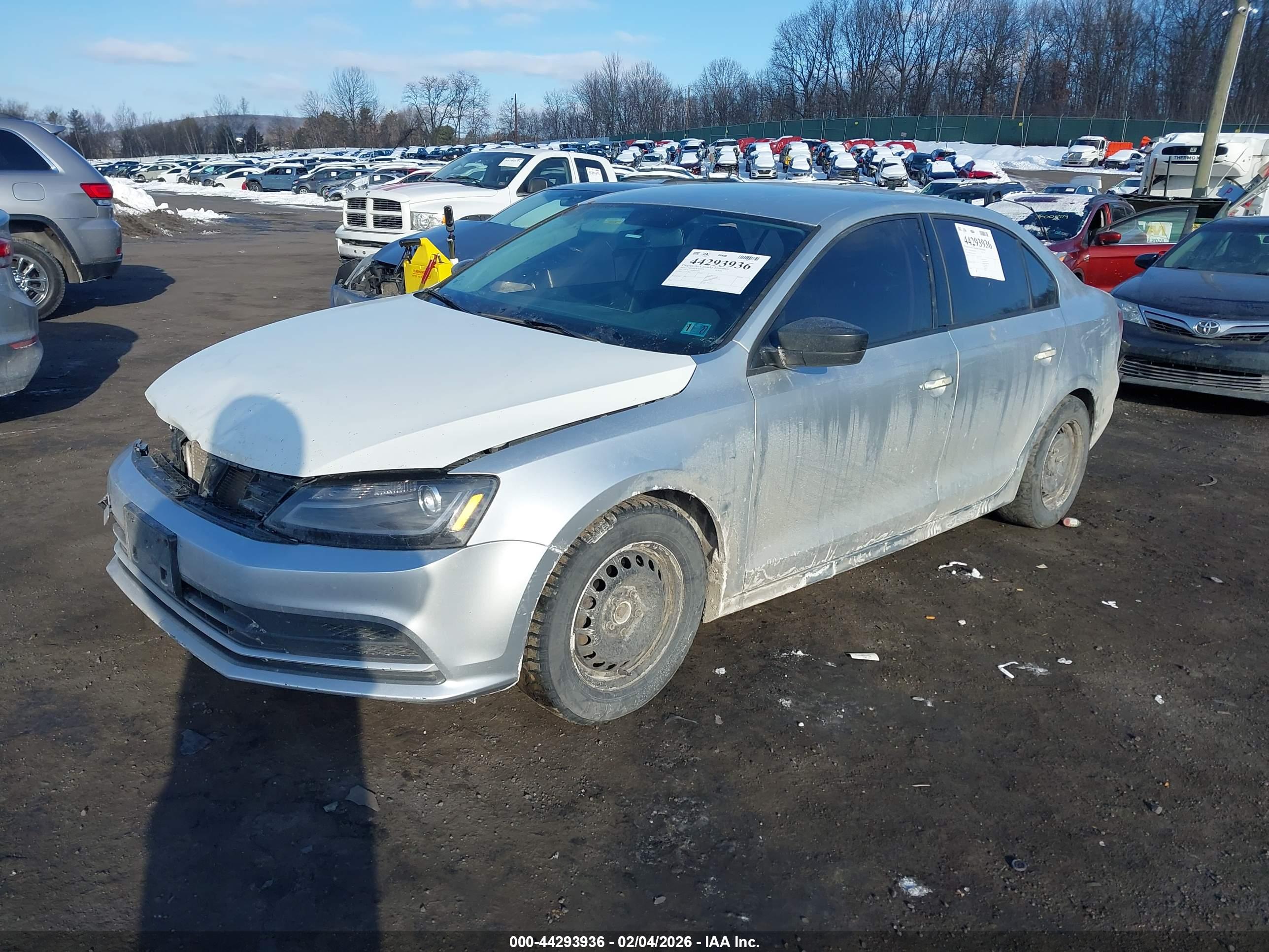 VOLKSWAGEN JETTA image 2