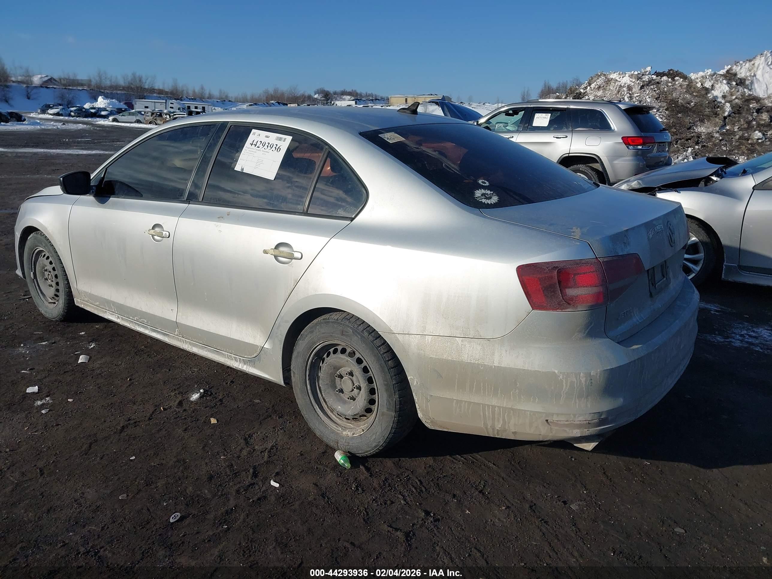 VOLKSWAGEN JETTA image 3