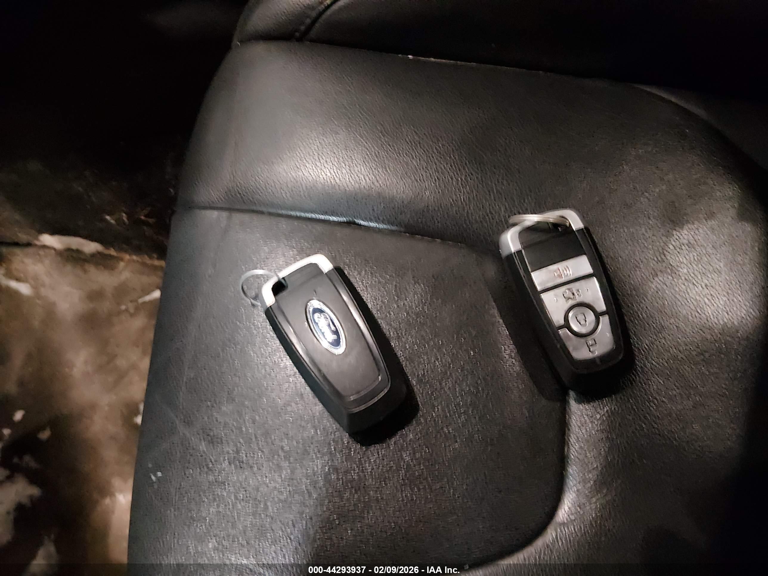 FORD EDGE image 11