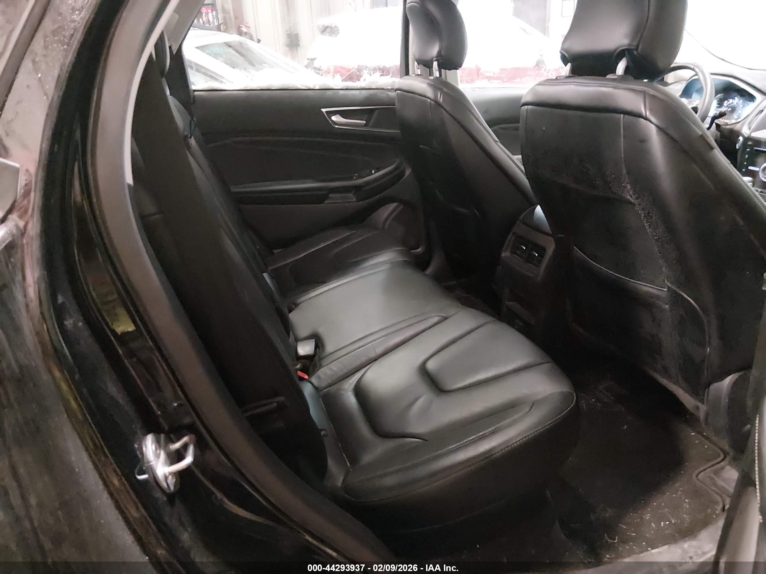 FORD EDGE image 8