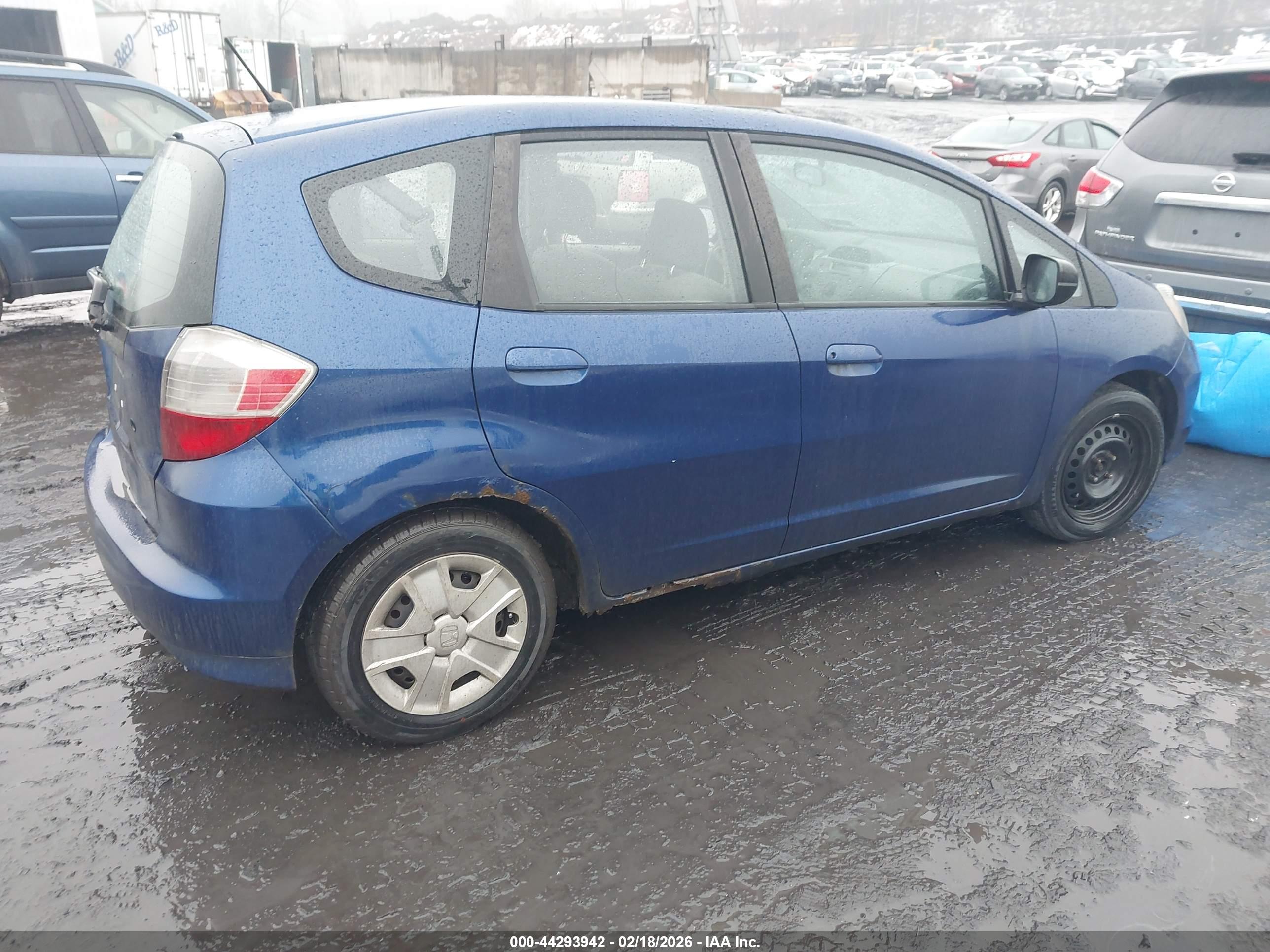 HONDA FIT image 4