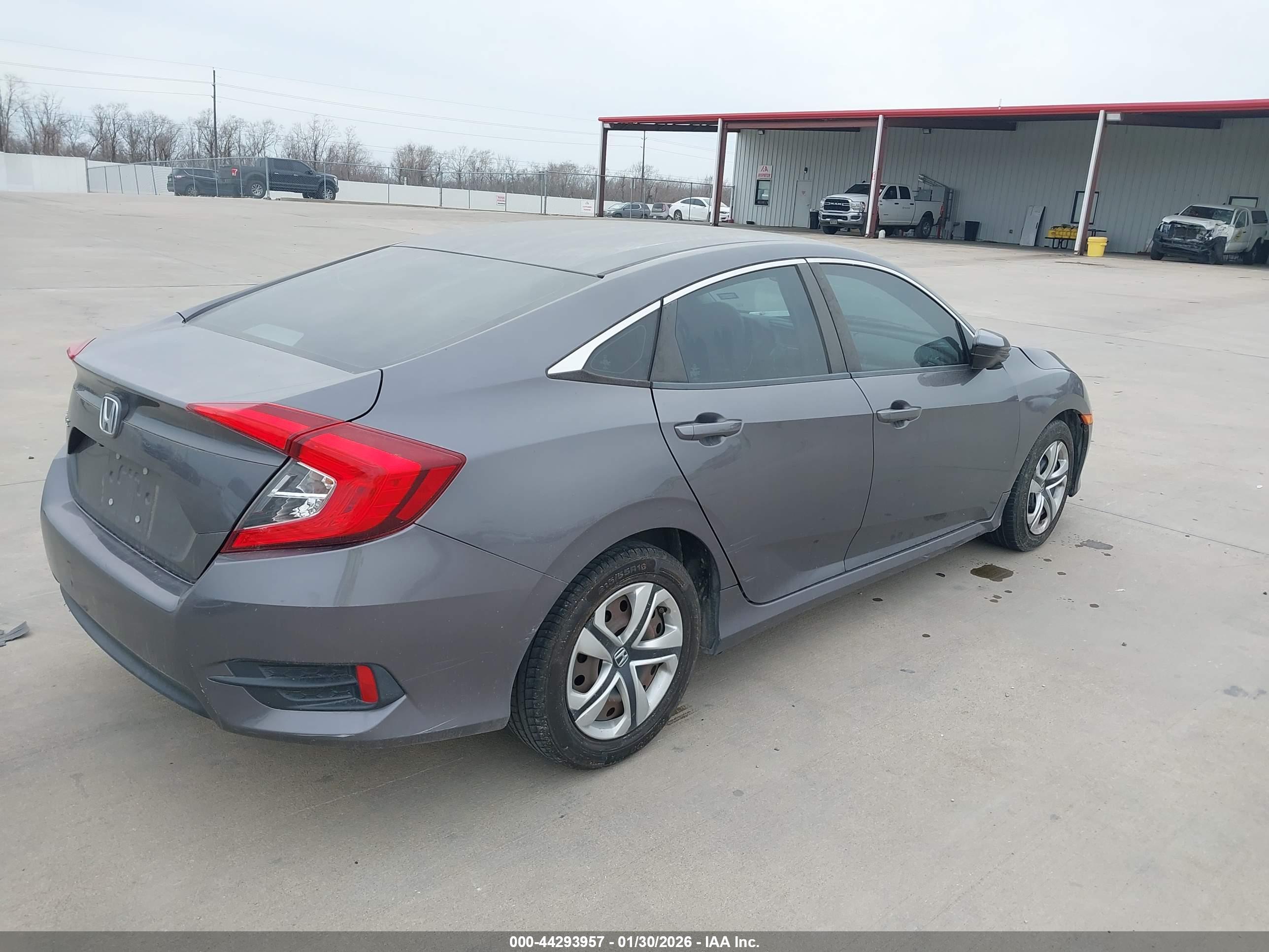 HONDA CIVIC image 4