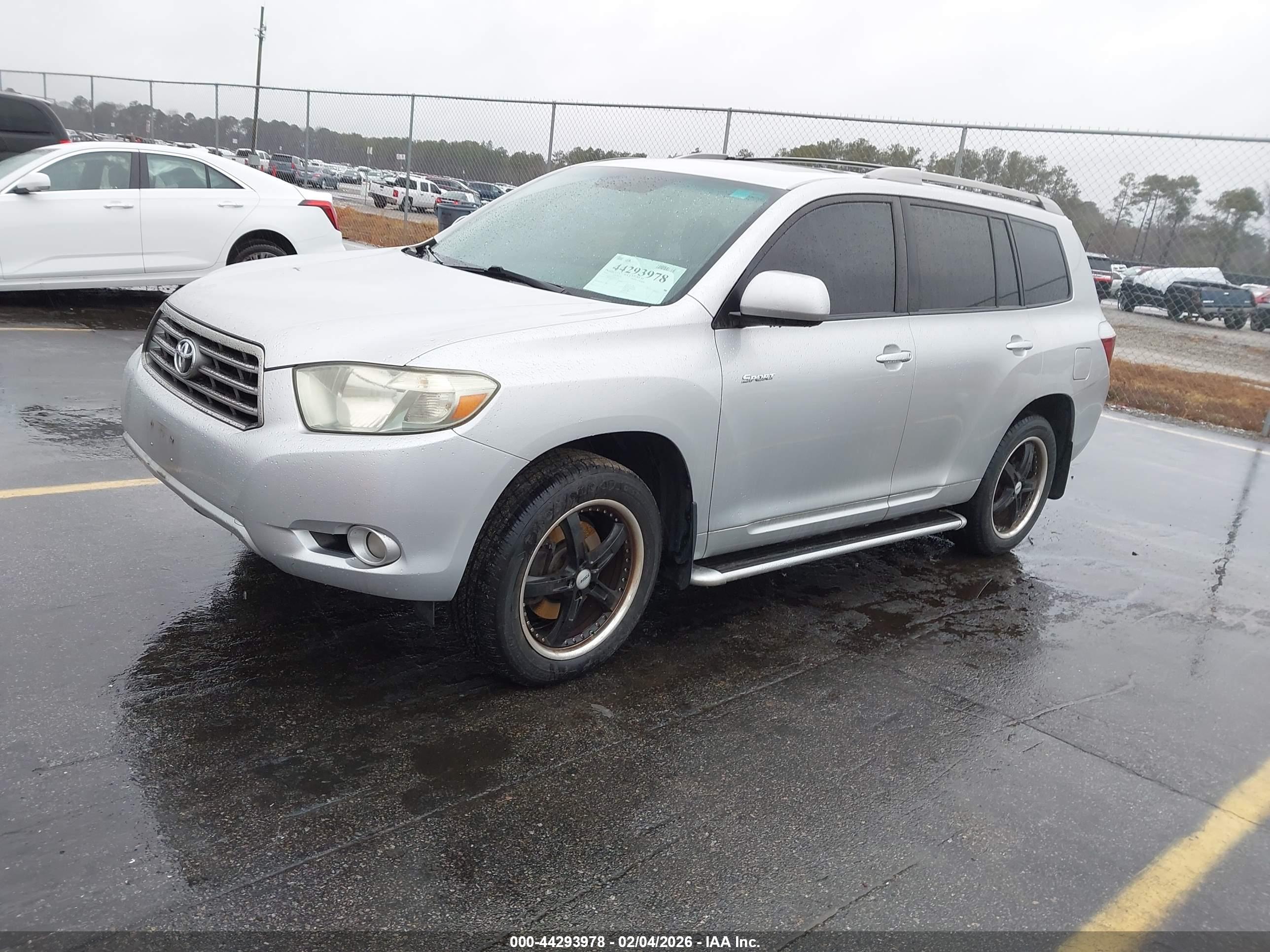 TOYOTA HIGHLANDER image 2