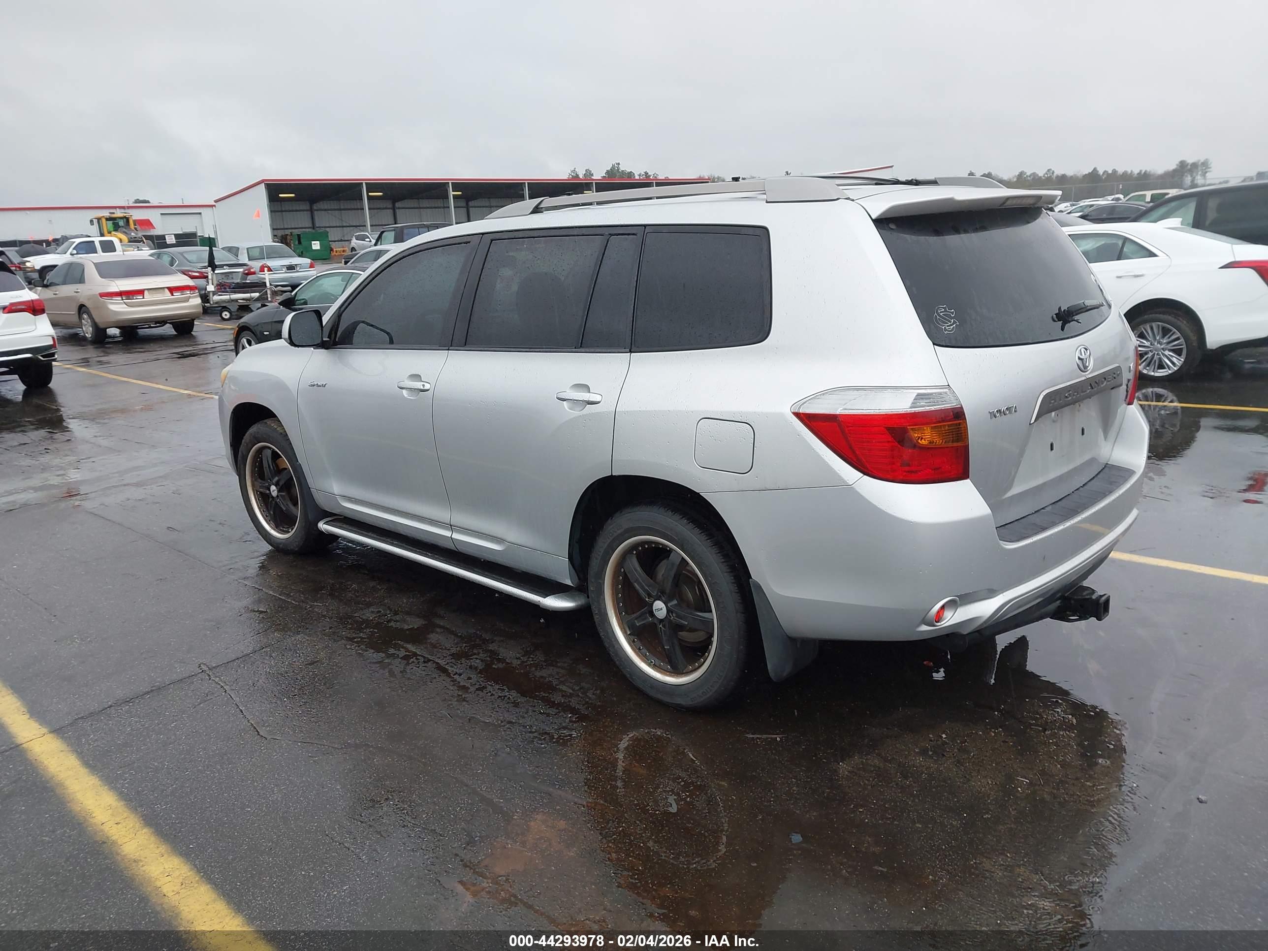 TOYOTA HIGHLANDER image 3