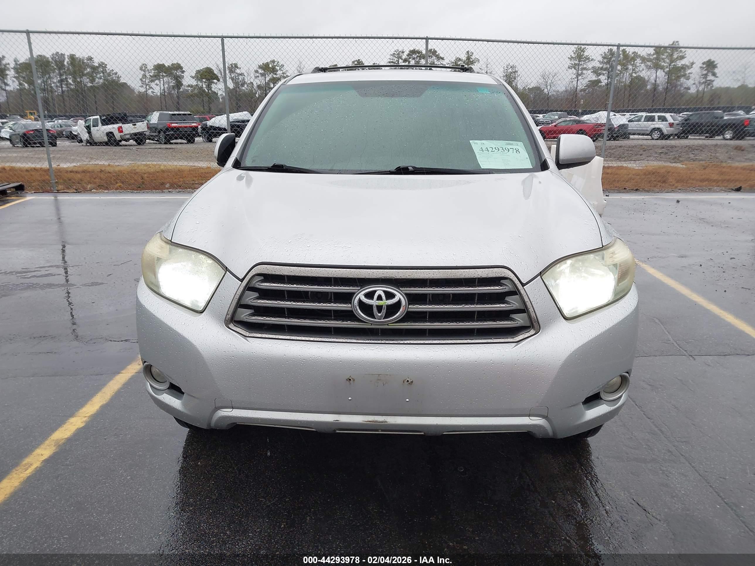 TOYOTA HIGHLANDER image 6
