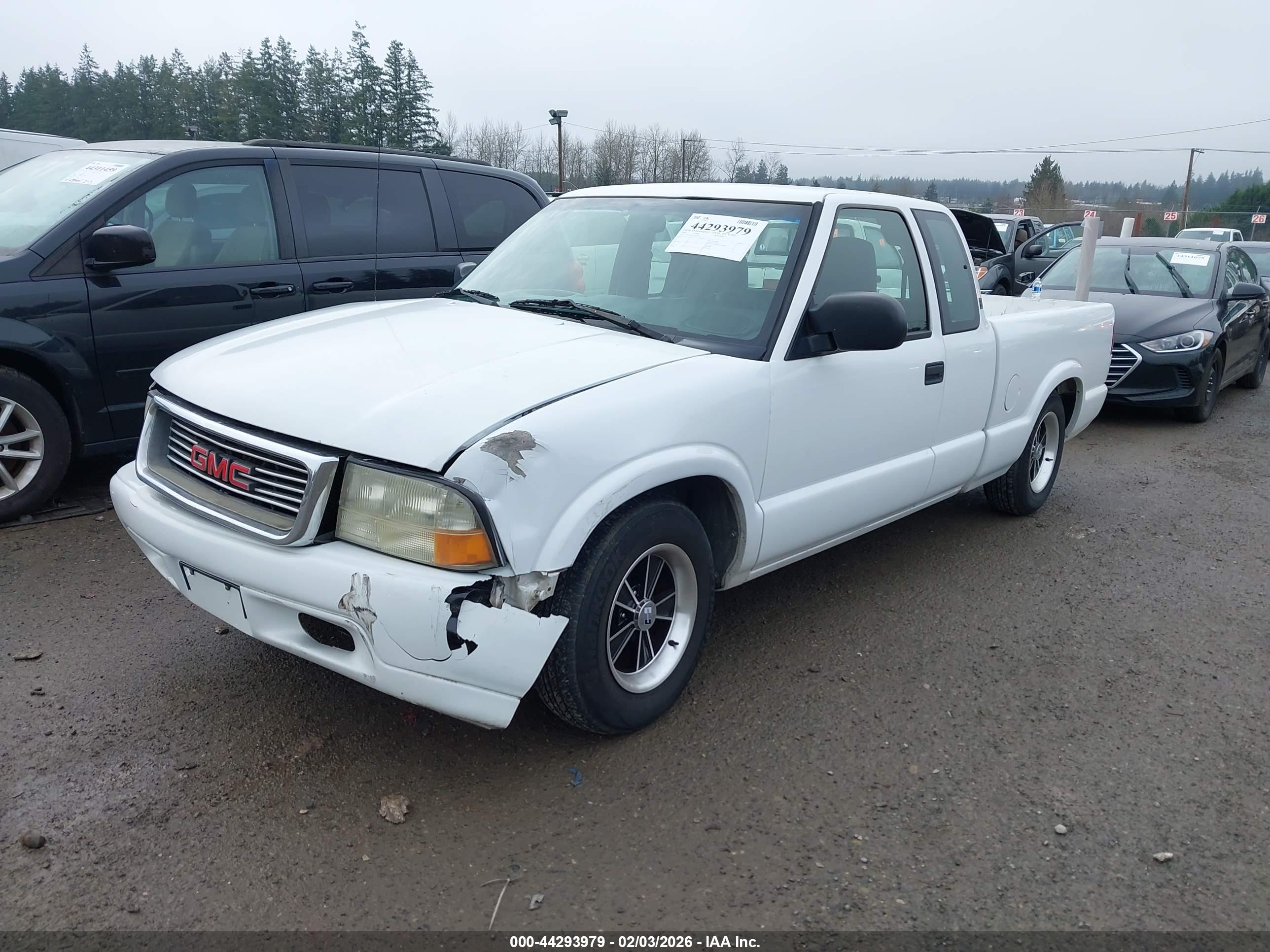 GMC SONOMA image 2
