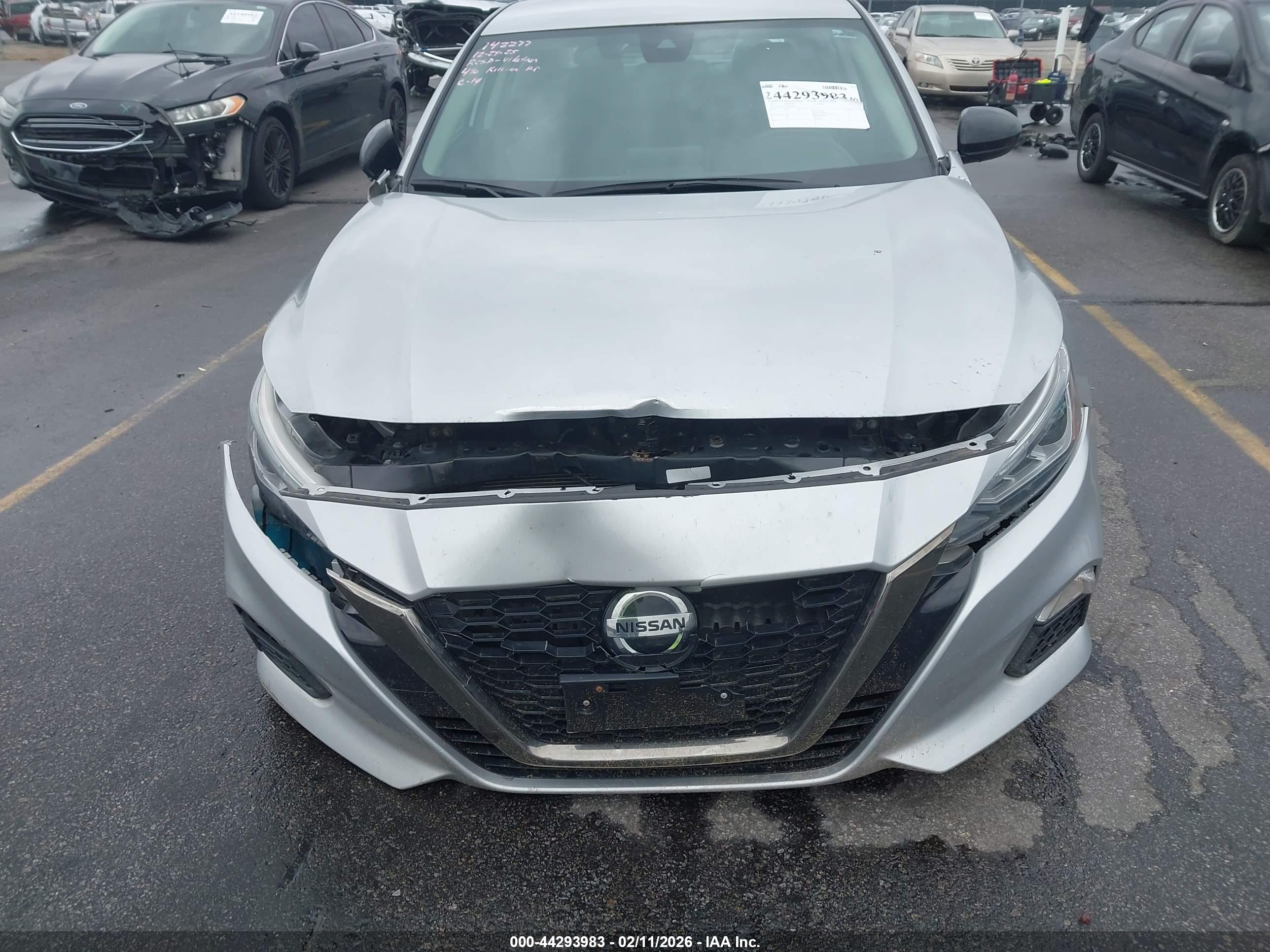 NISSAN ALTIMA image 6