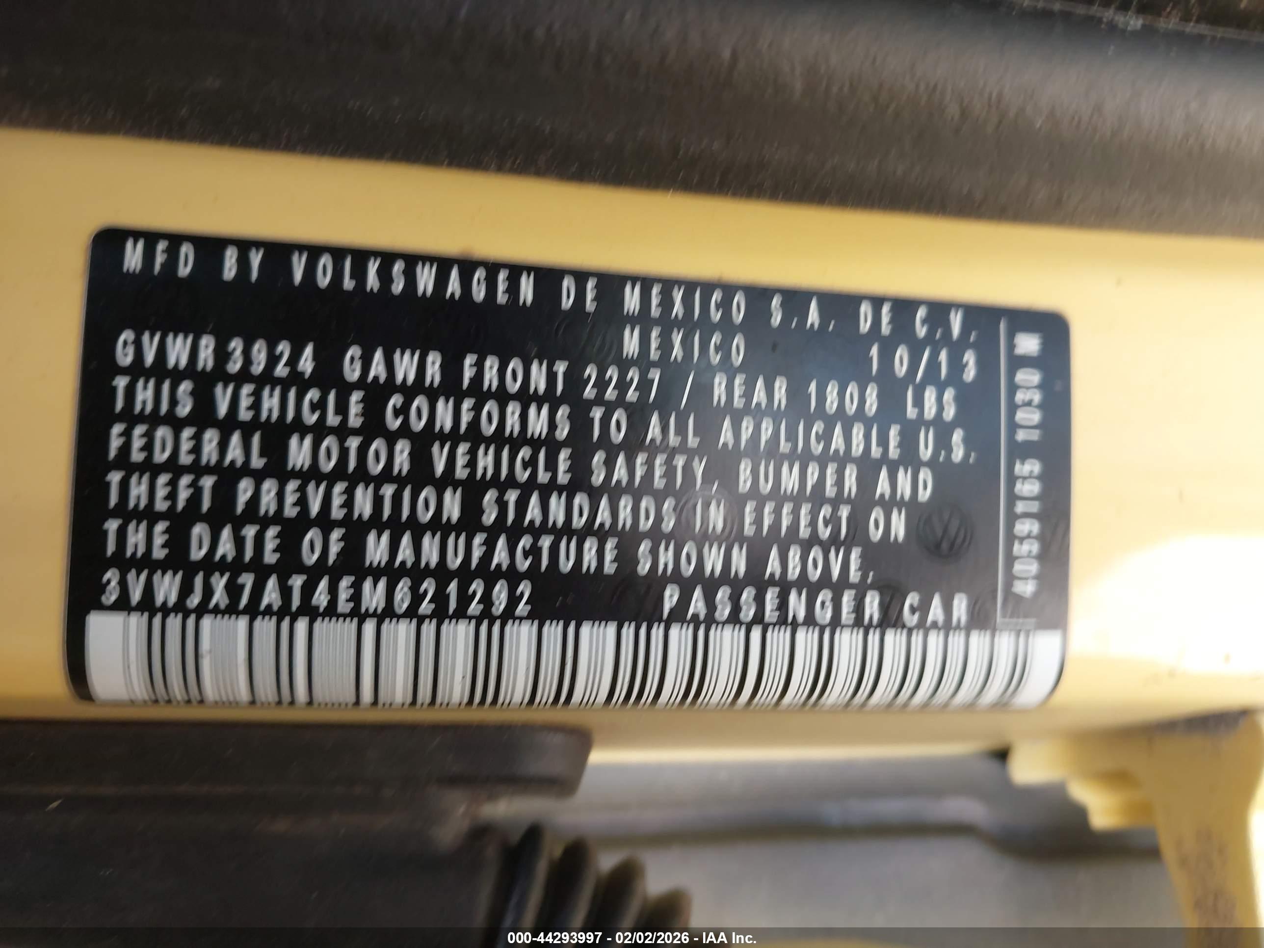 VOLKSWAGEN BEETLE image 9