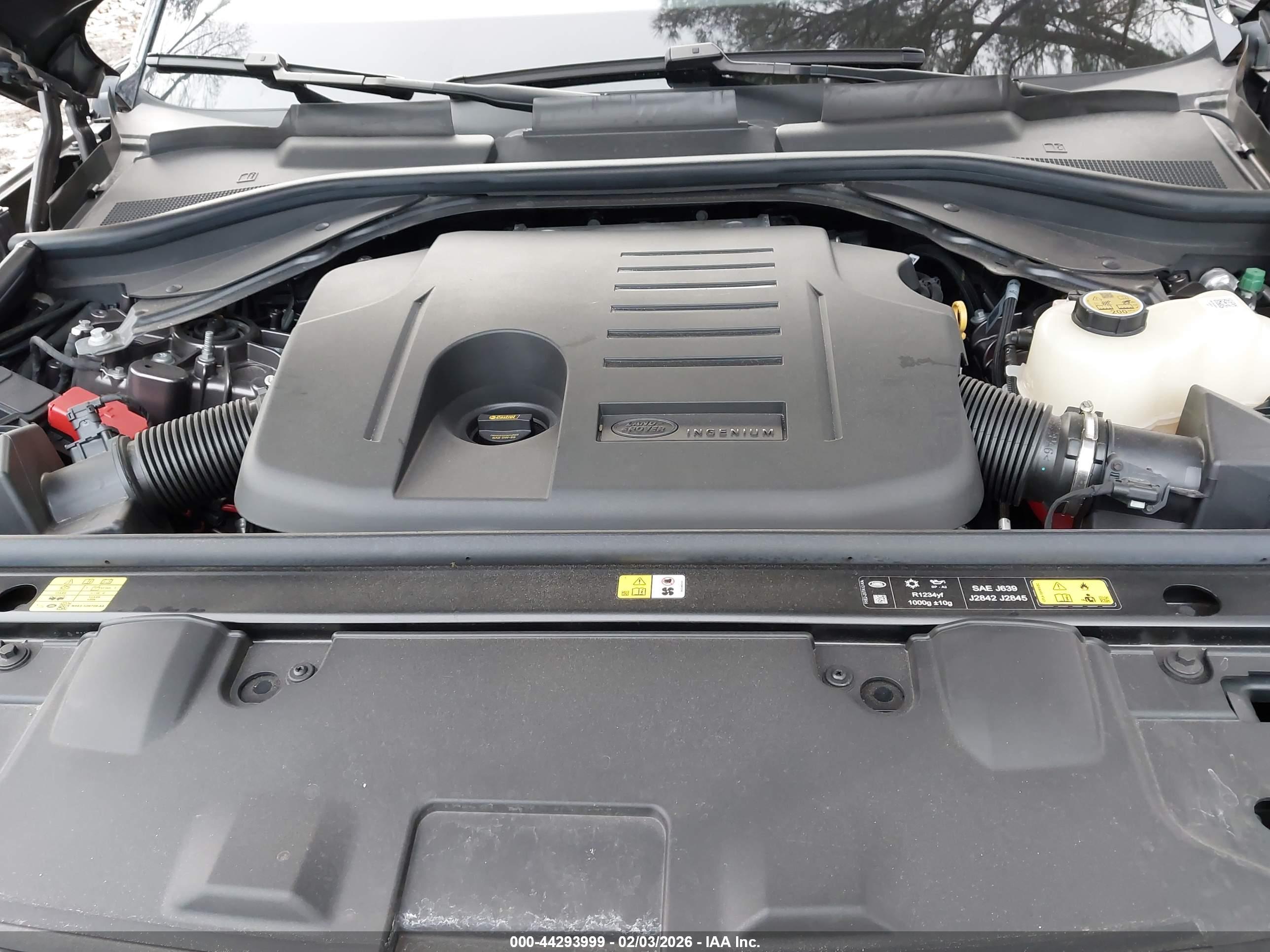 LAND ROVER image 10