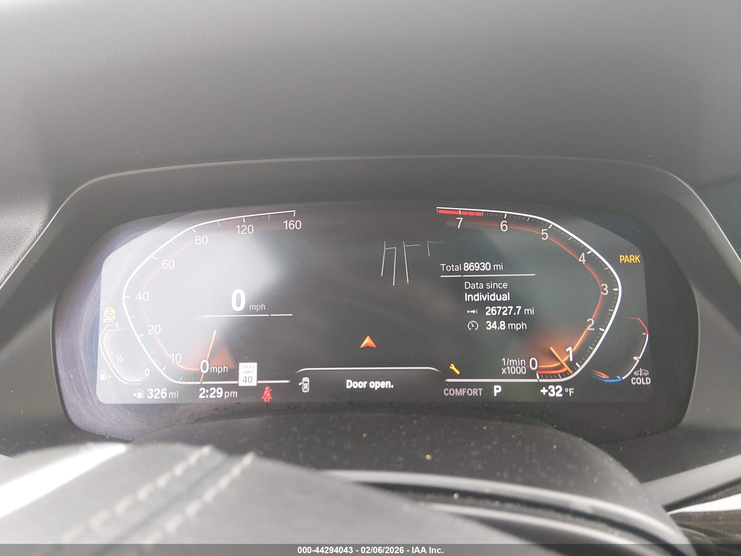 BMW X7 image 7