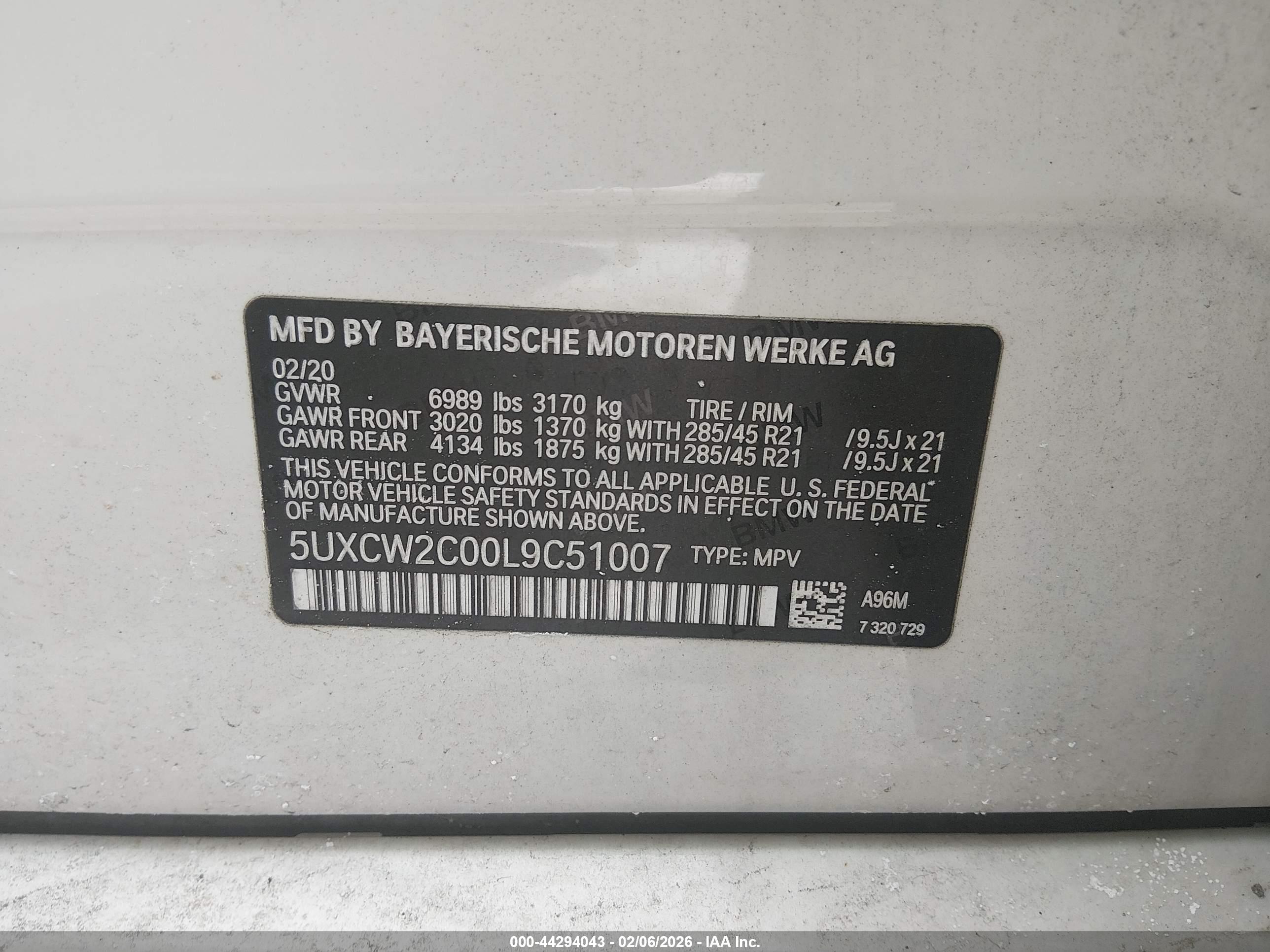 BMW X7 image 9