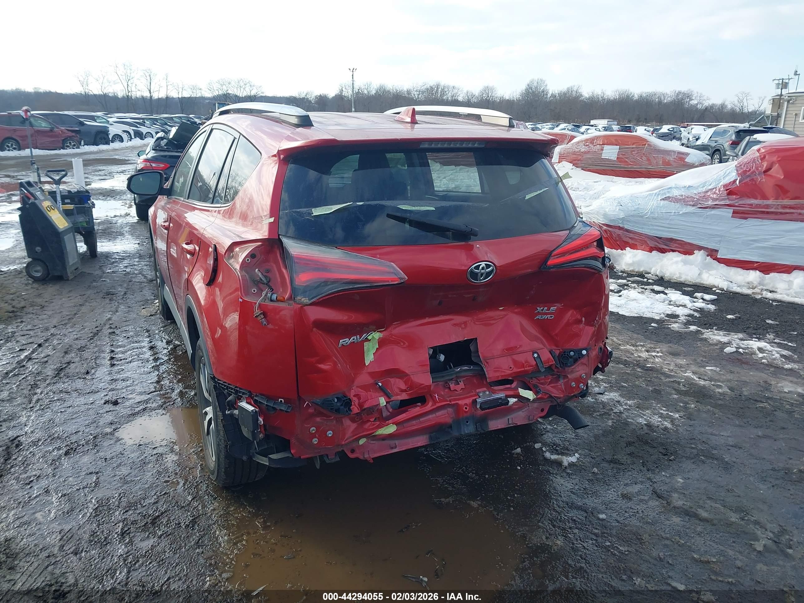 TOYOTA RAV4 image 6