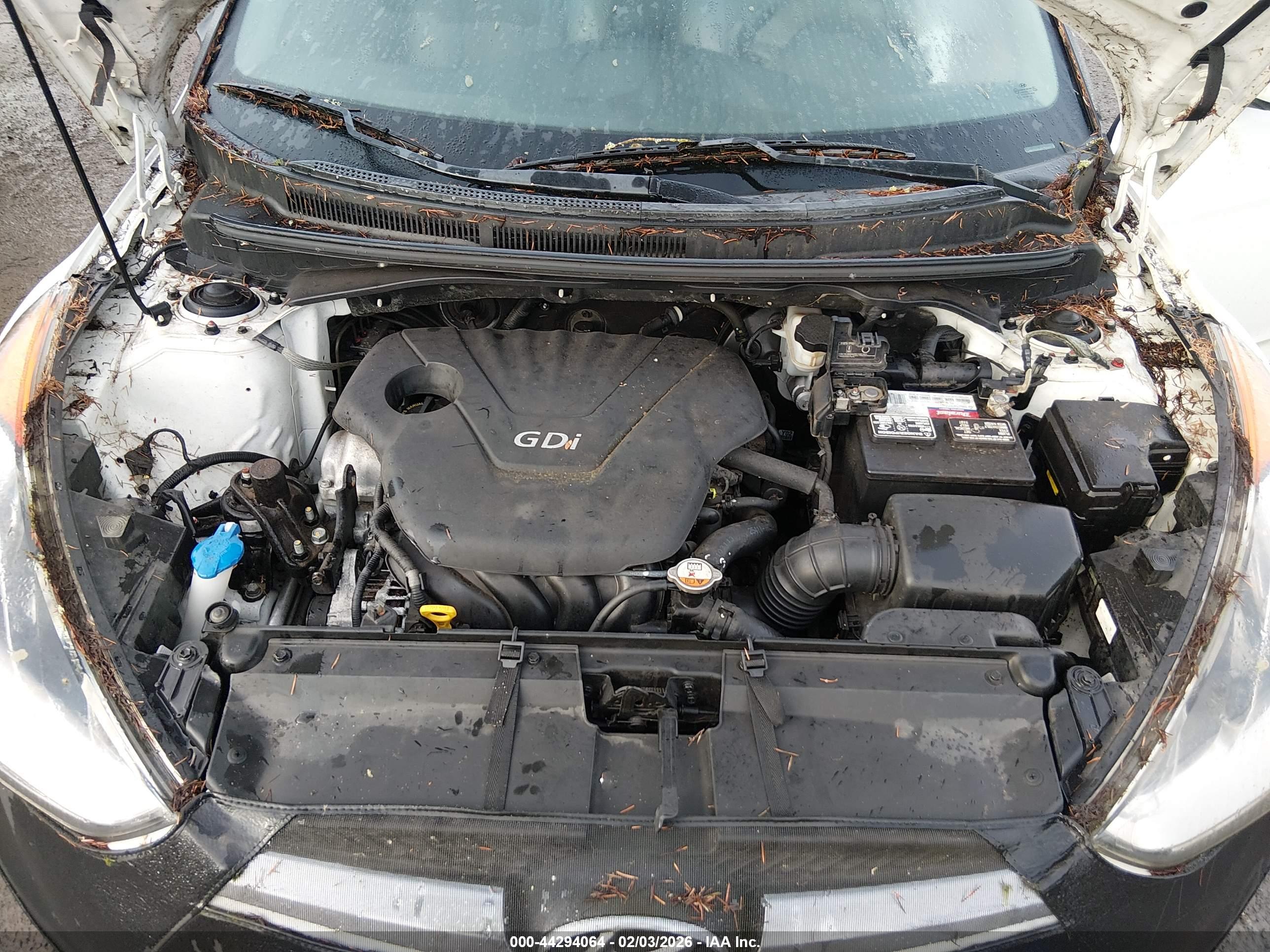 HYUNDAI VELOSTER image 6