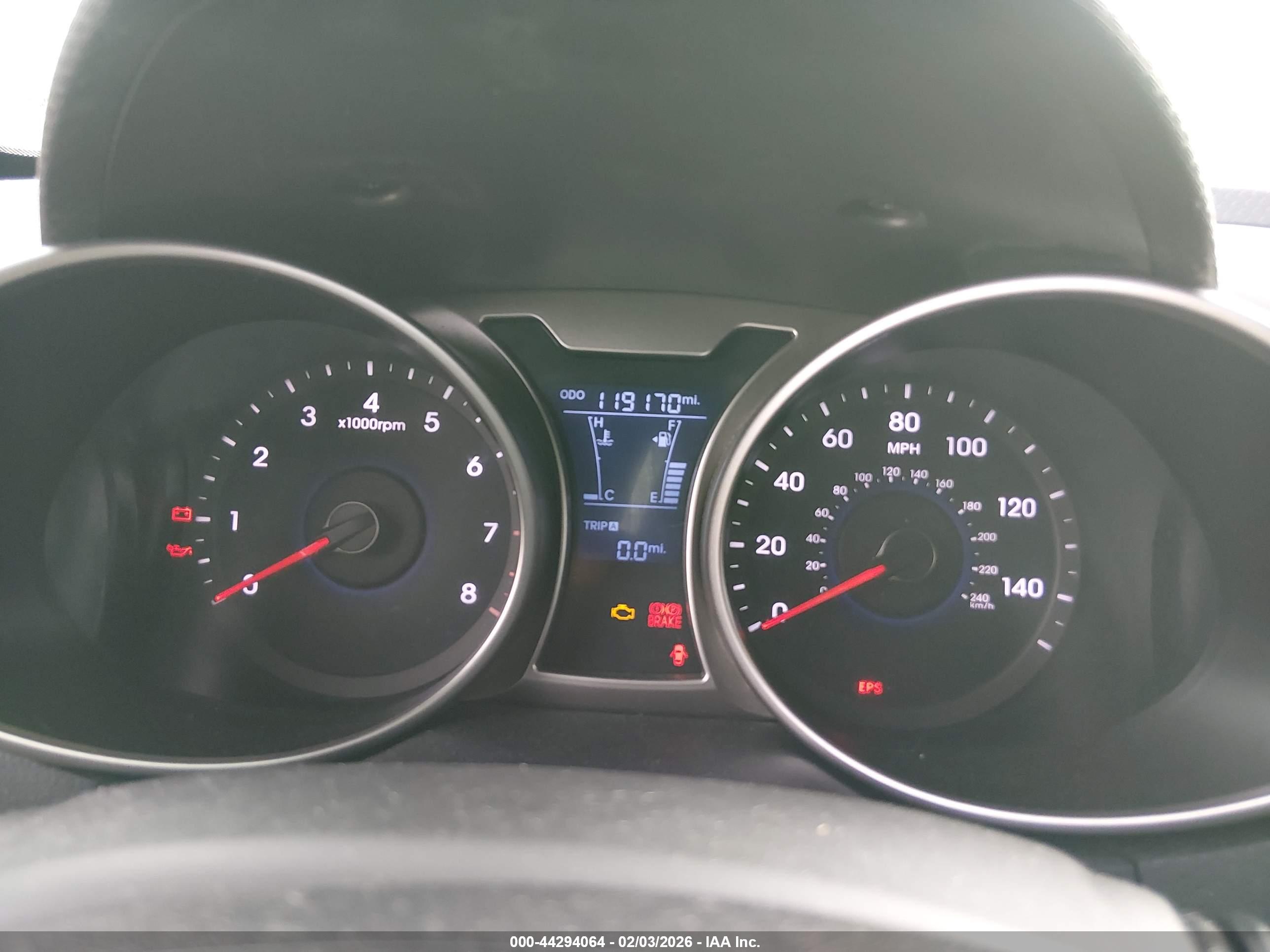 HYUNDAI VELOSTER image 7